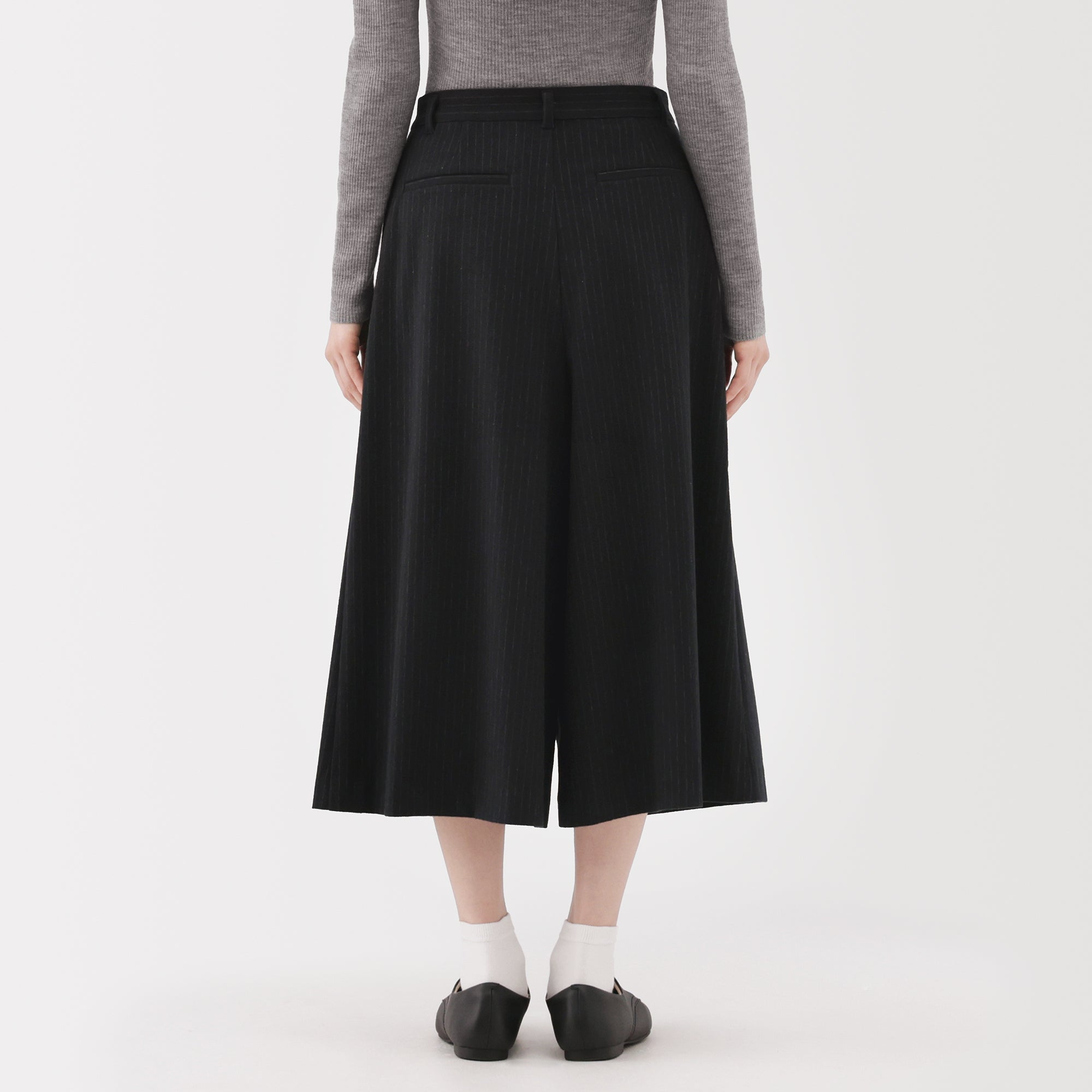 Brushed Cropped Pants - Image 15