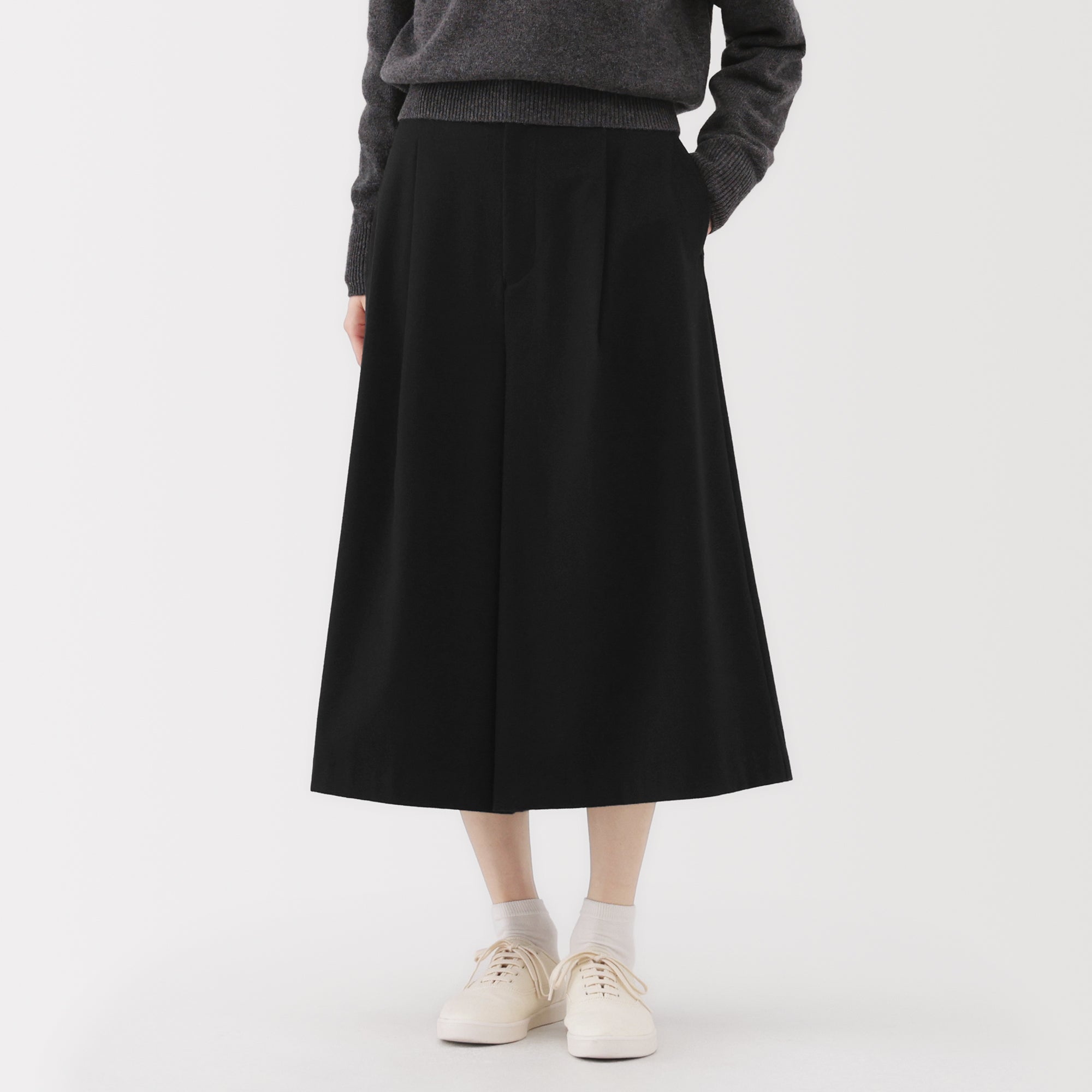Brushed Cropped Pants - Image 22