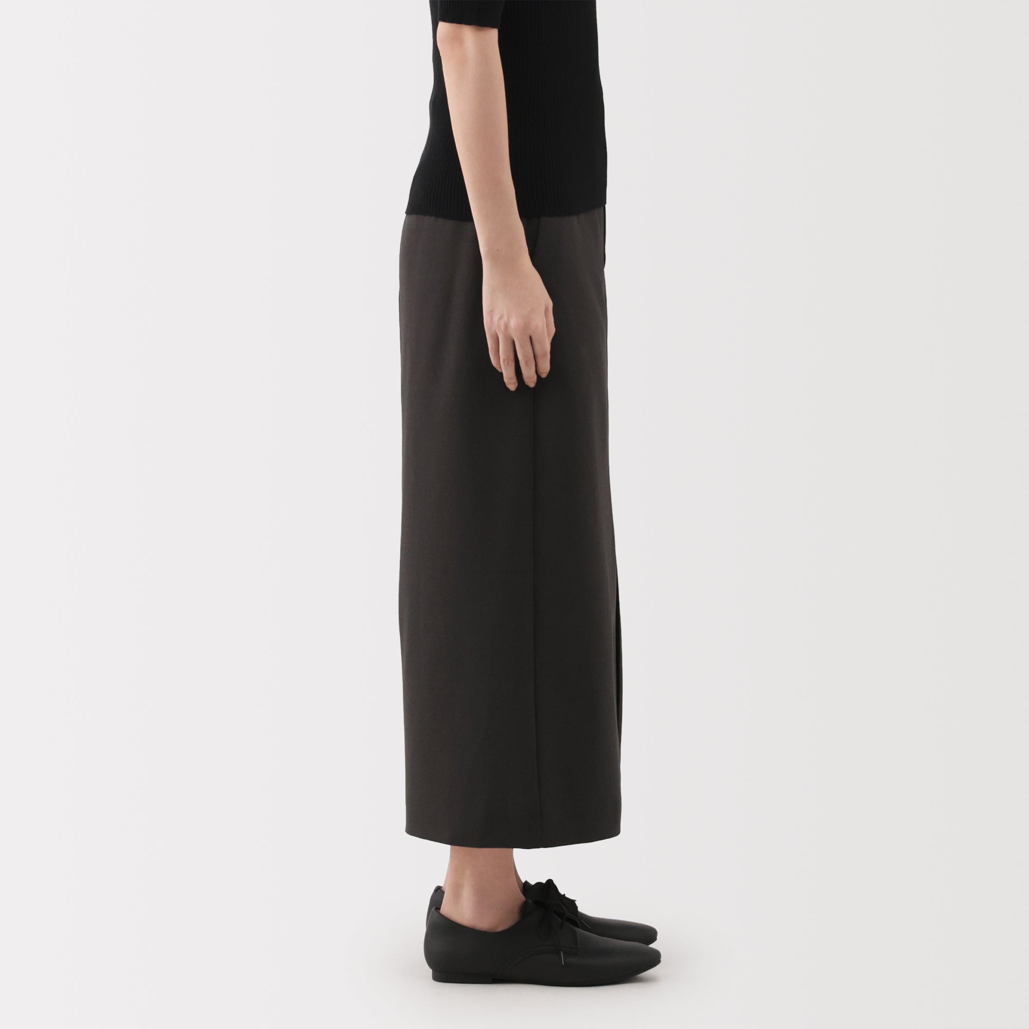 Water Repellent Straight Skirt - Image 28