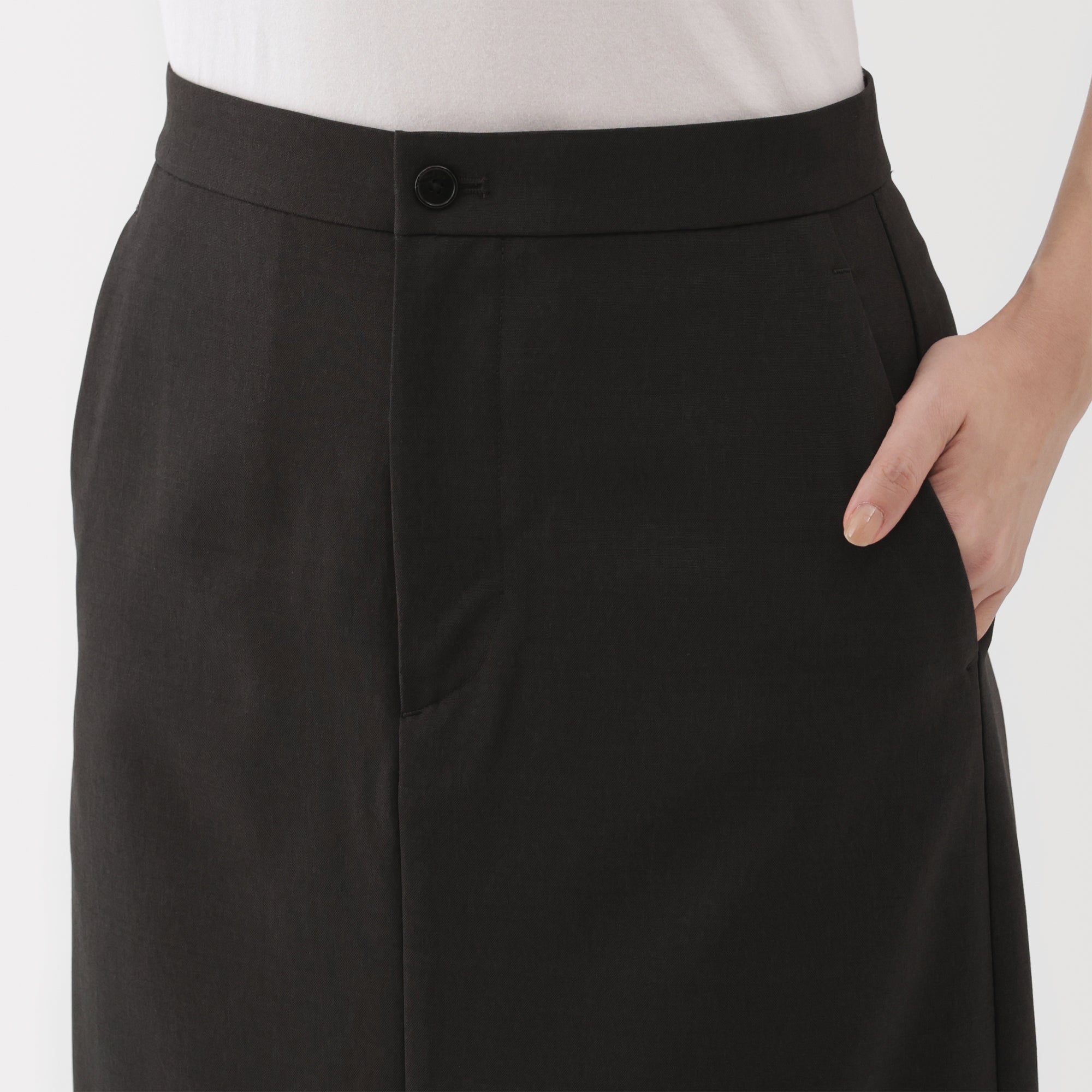 Water Repellent Straight Skirt - Image 30