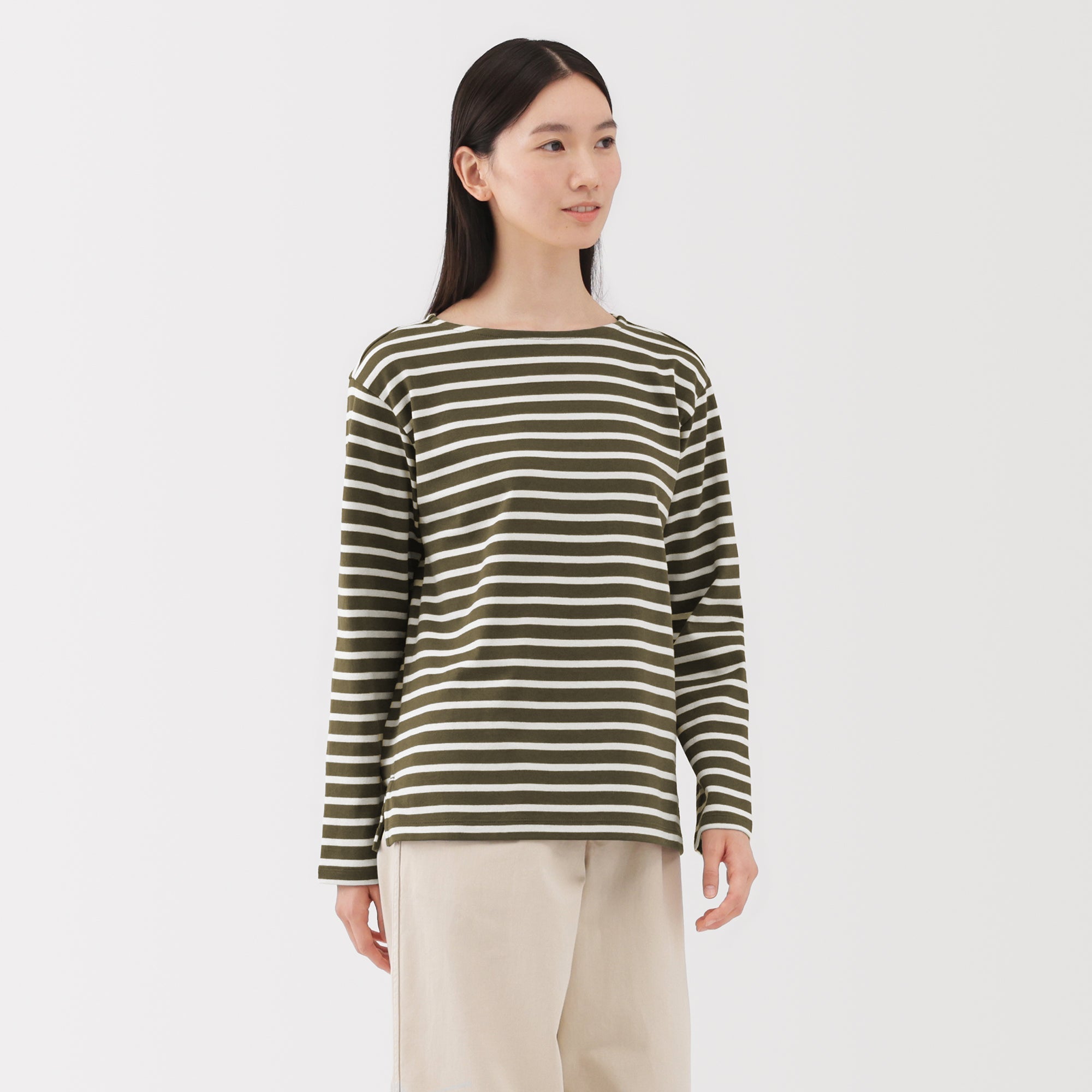 Heavyweight Boat Neck T-Shirt - Image 51