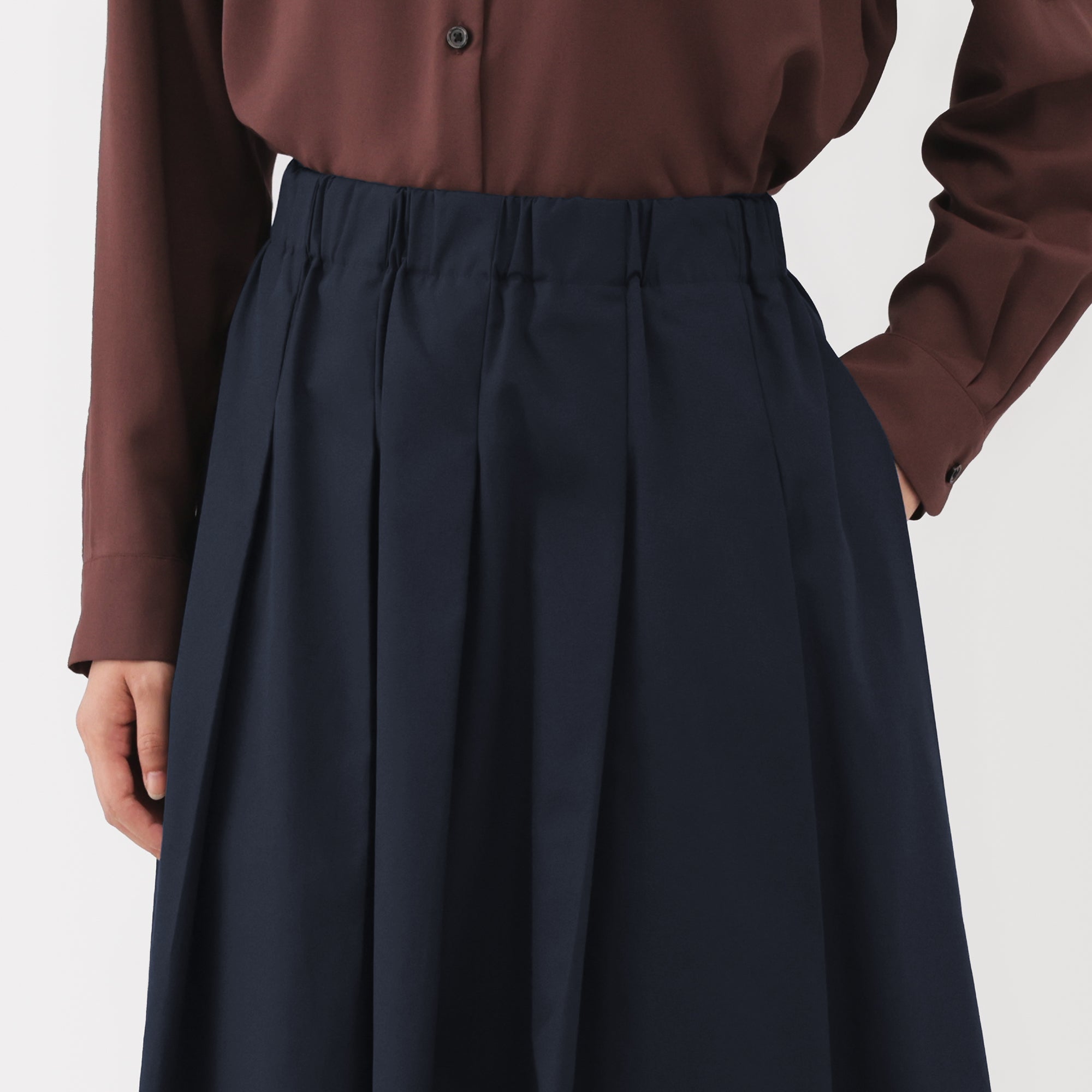 Labo Polyester Cotton Tuck Skirt - Image 8