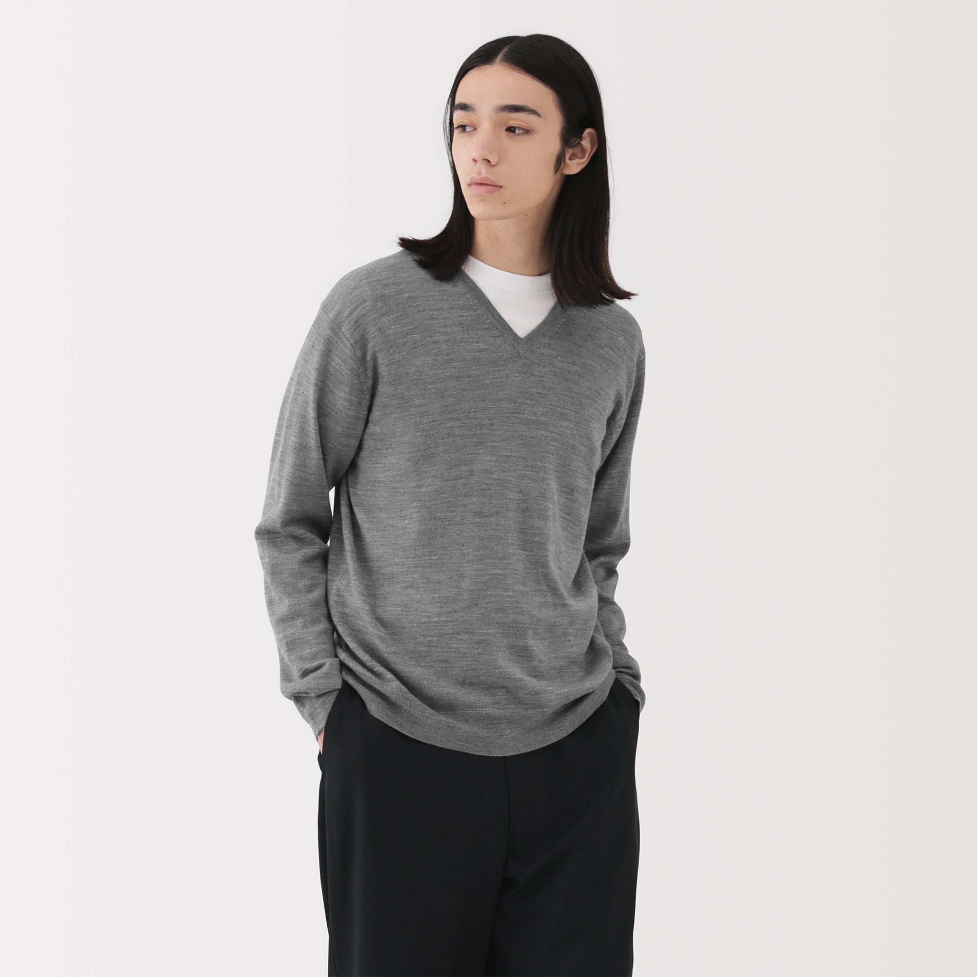 Wool V-Neck Sweater - Image 24