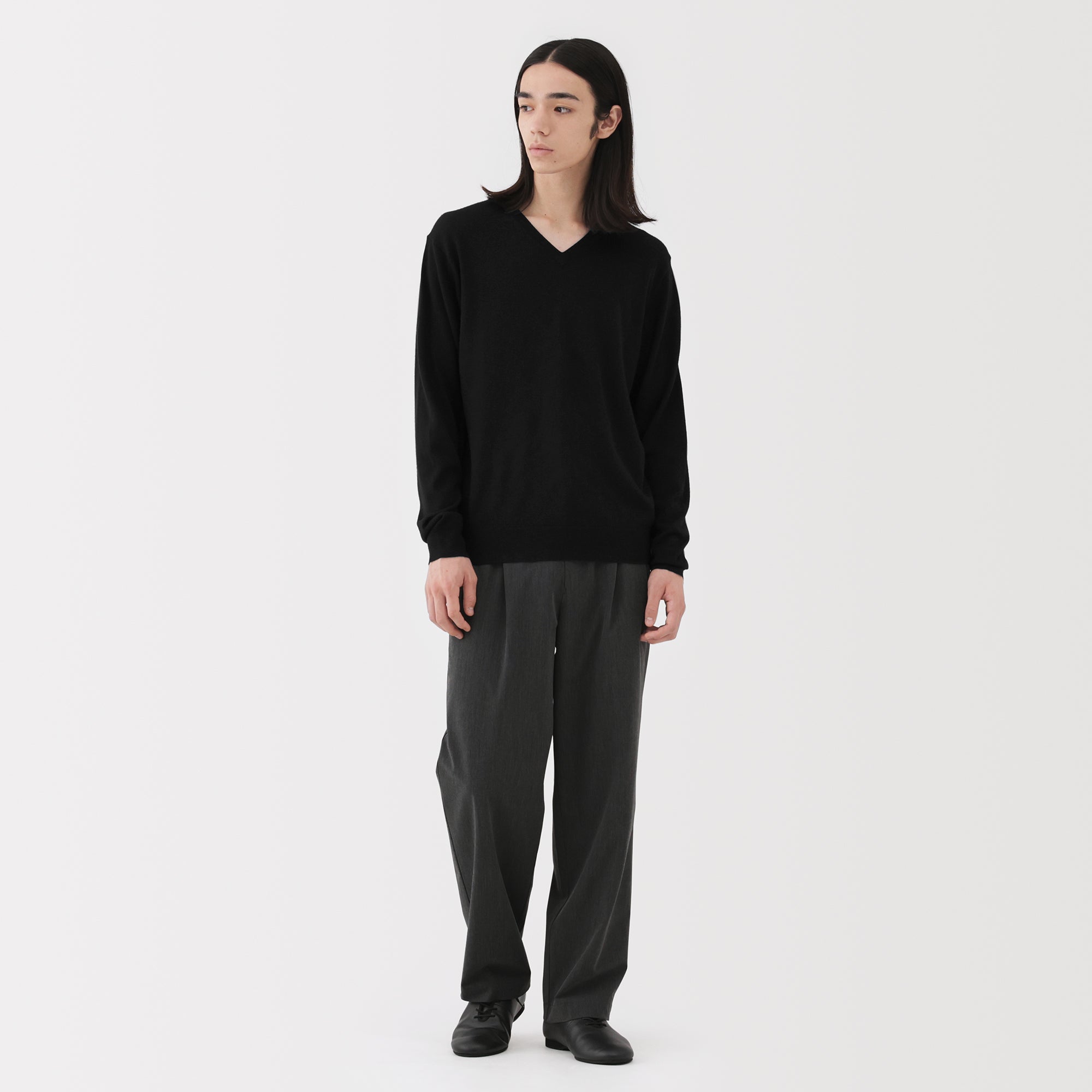 Wool V-Neck Sweater - Image 18