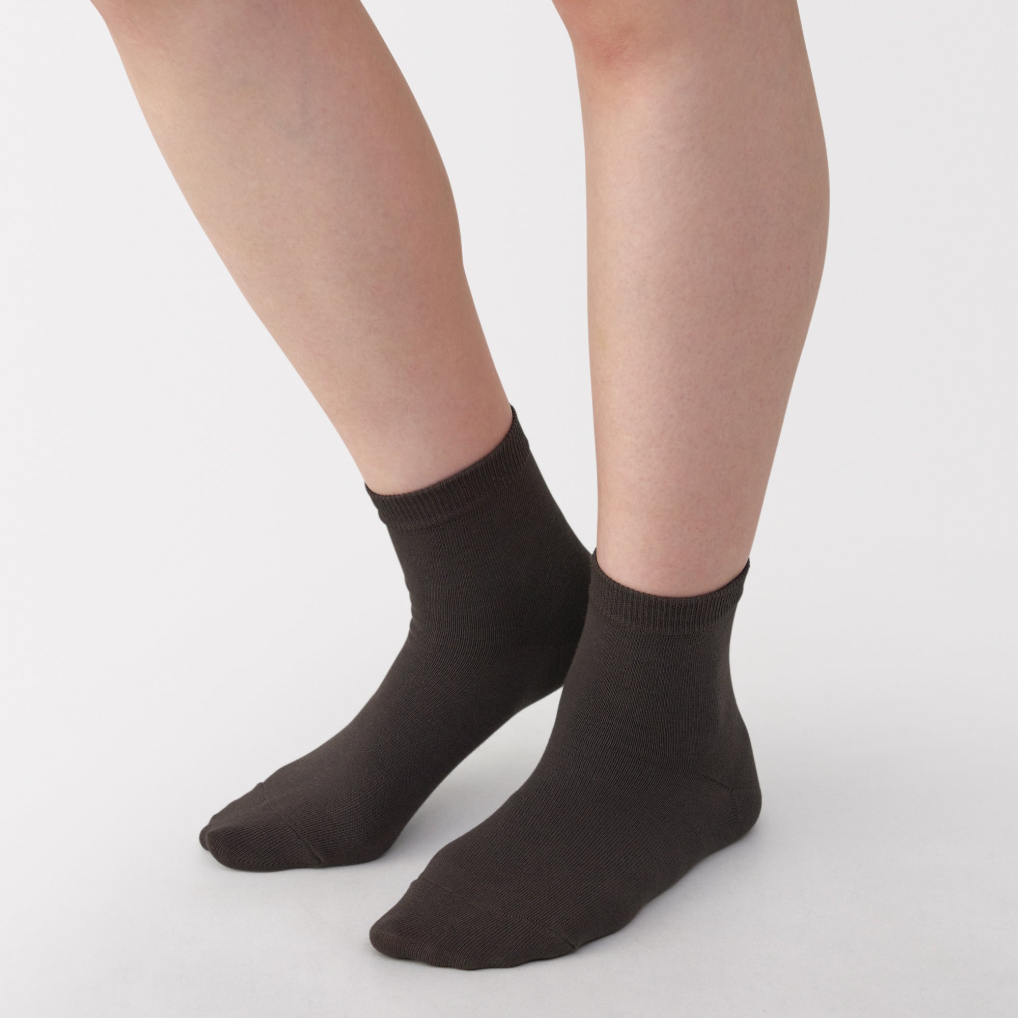 Loose Top Short Socks - Image 11