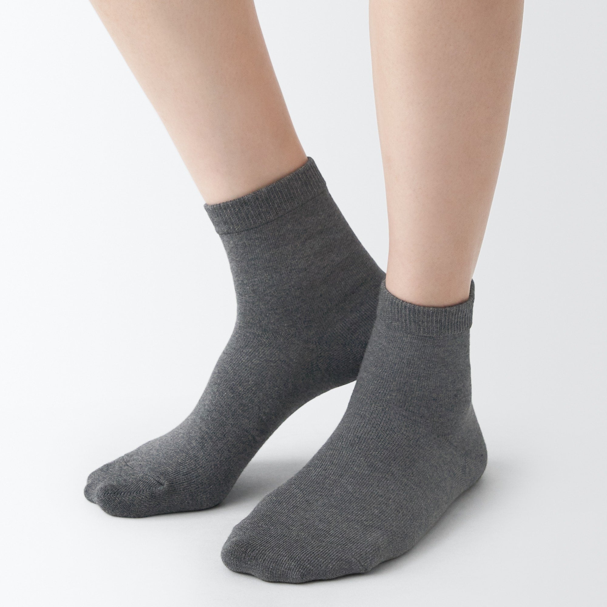 Loose Top Short Socks - Image 3