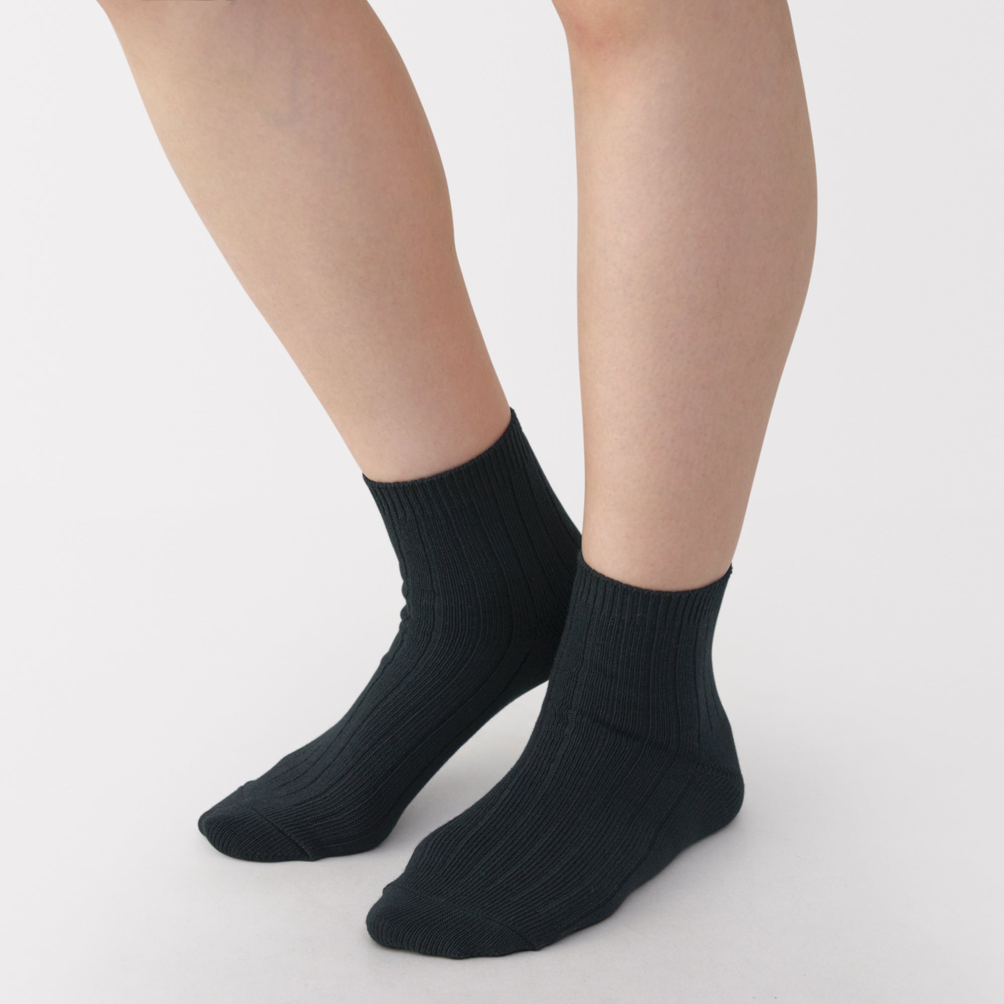 Loose Top Short Socks - Image 17
