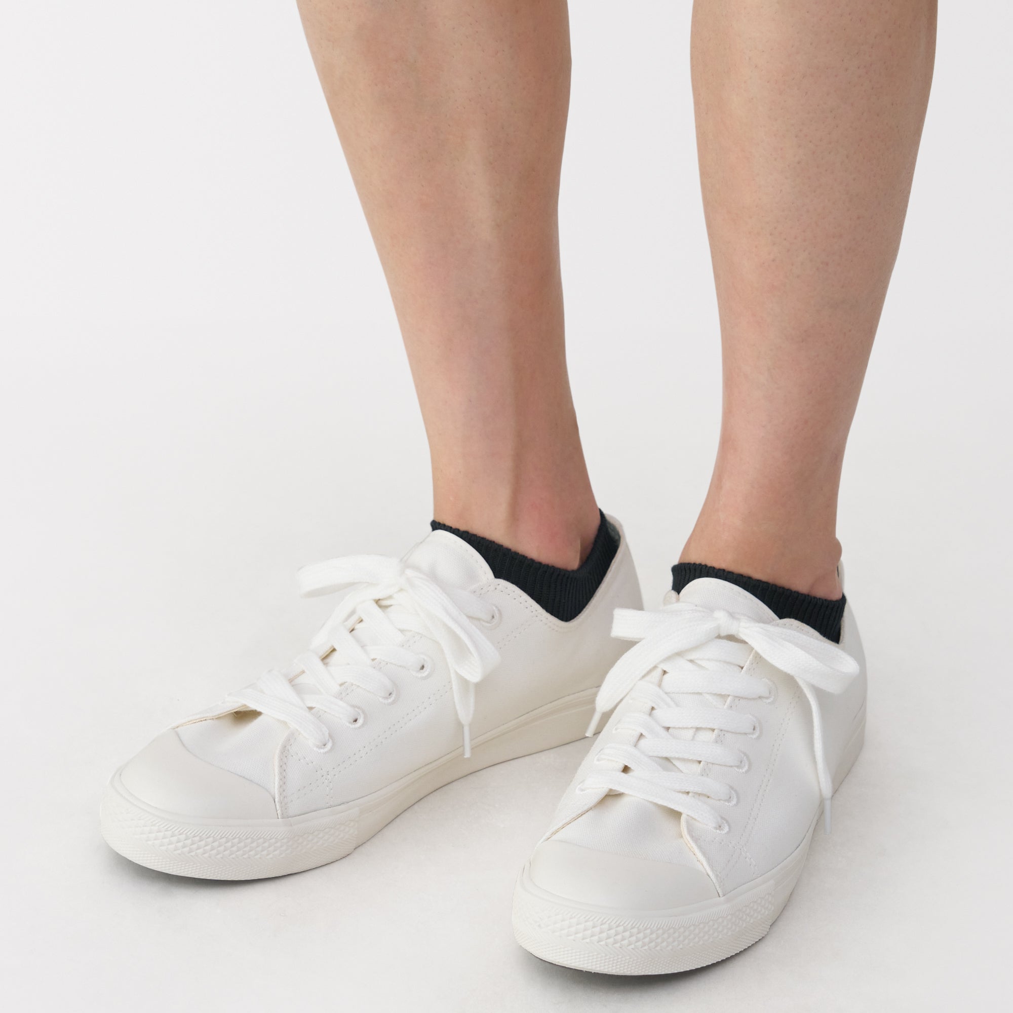 Reversible Sneaker Socks - Image 4