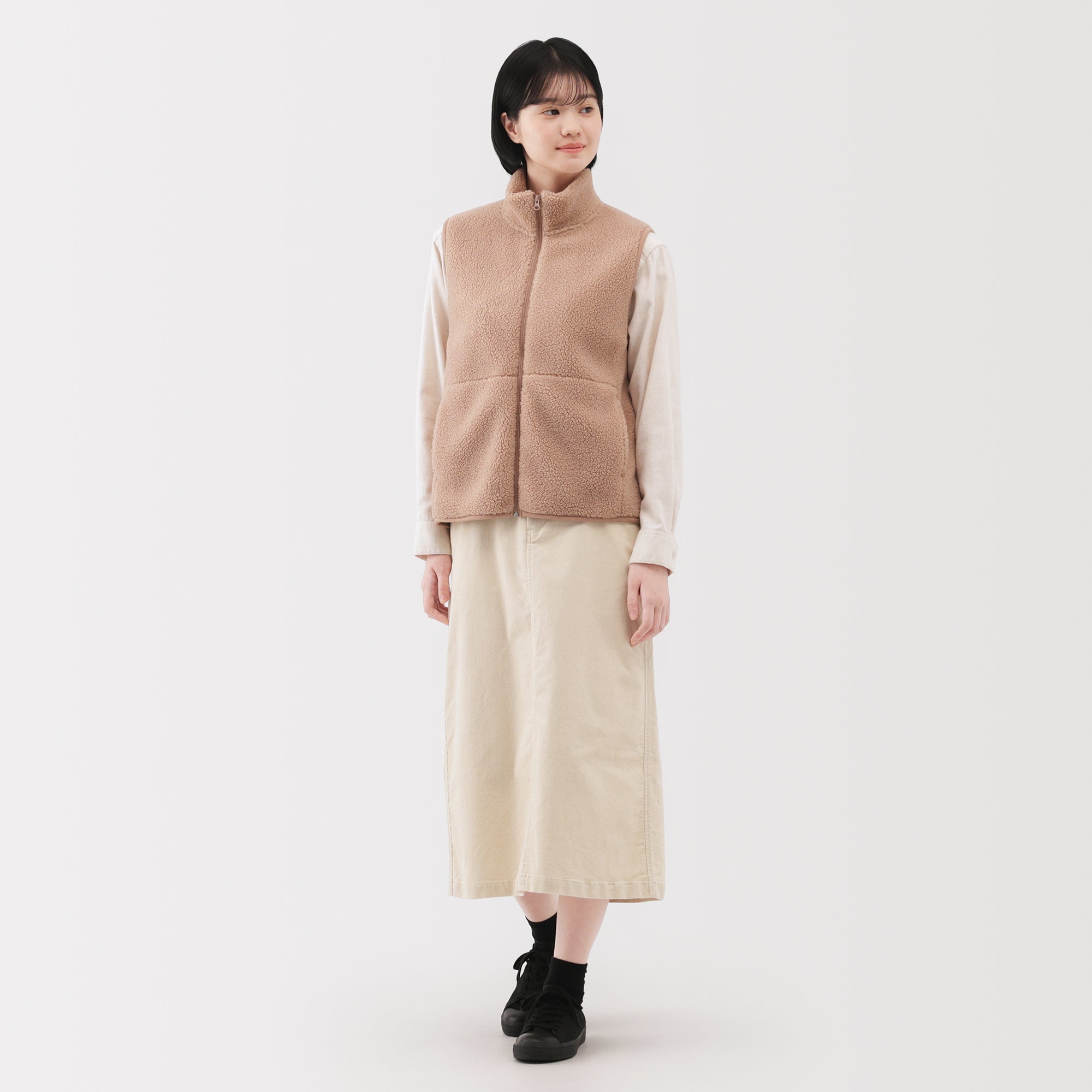 Boa Fleece Vest - Image 4