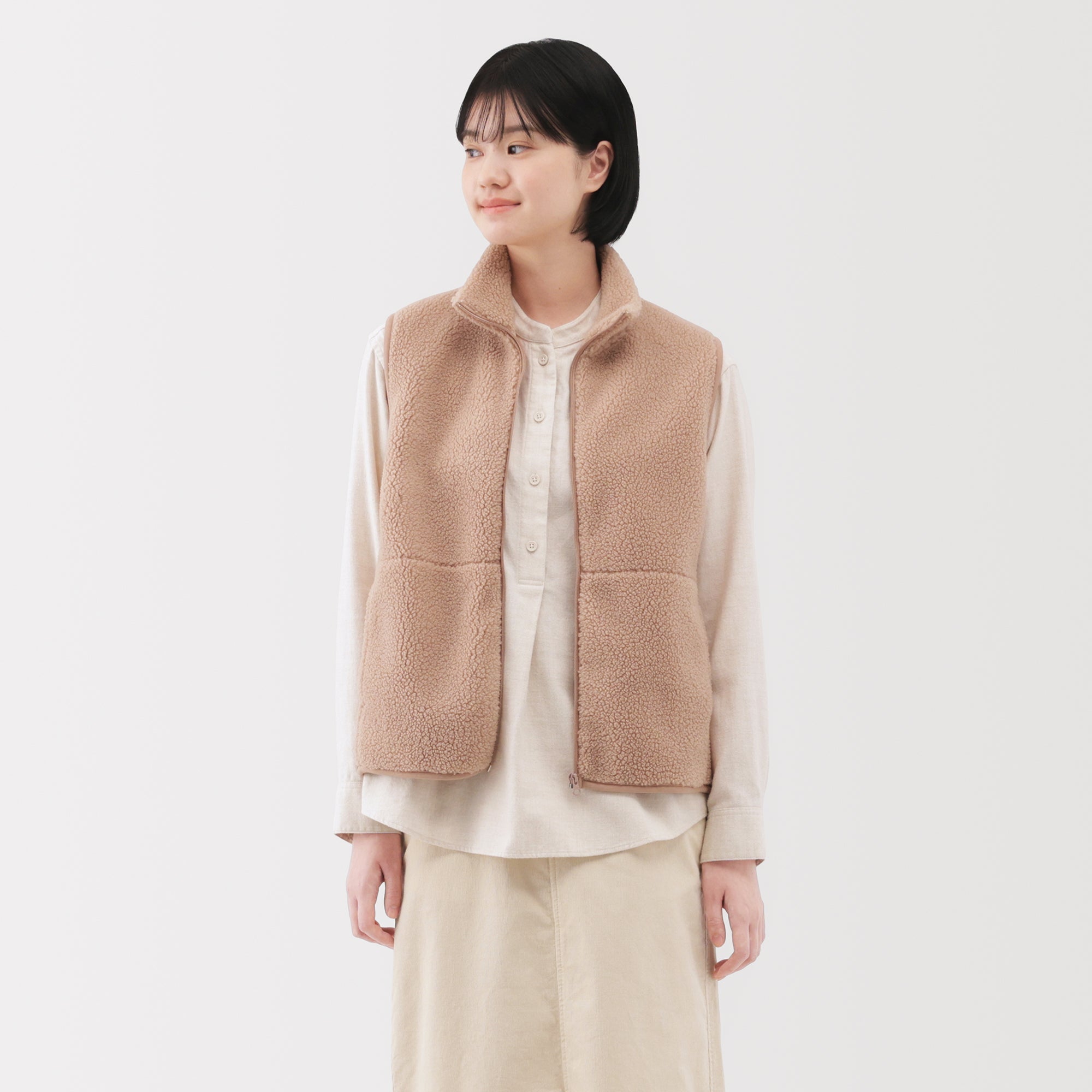Boa Fleece Vest - Image 3