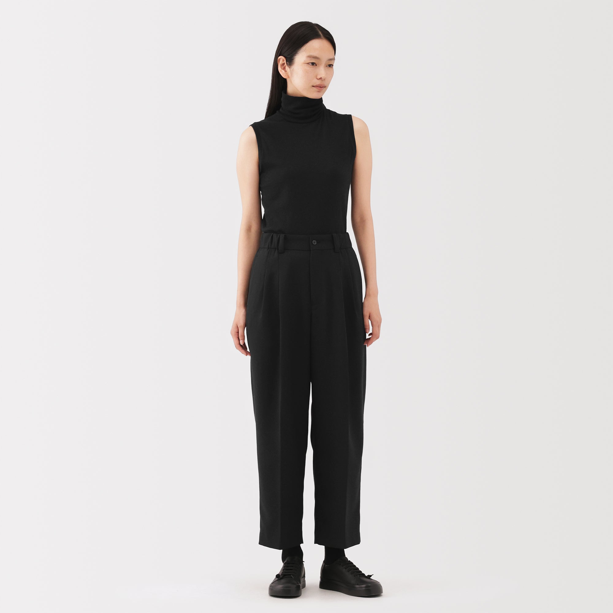 Labo Cotton Cashmere Sleeveless Turtleneck T-Shirt - Image 22