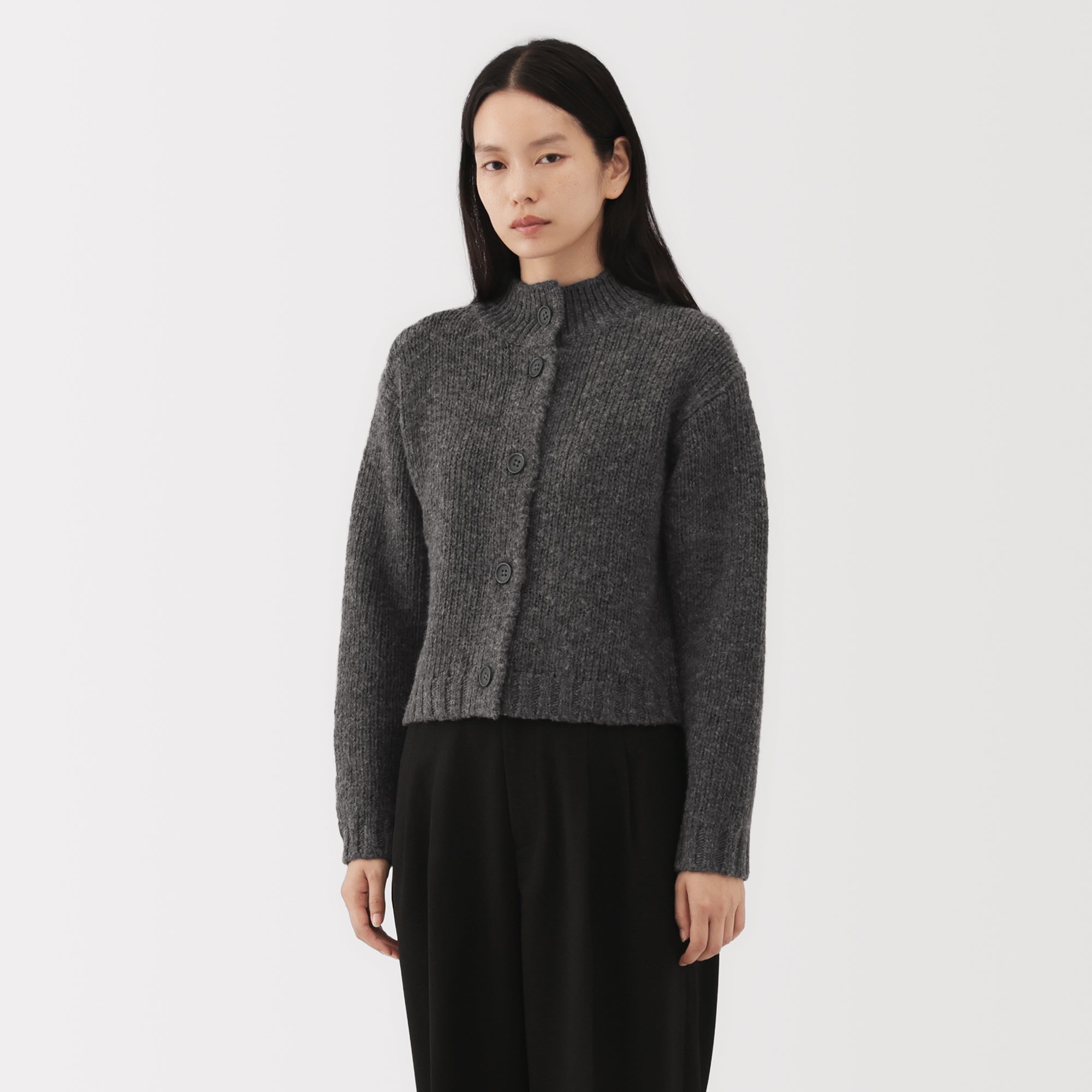 Labo Merino Wool Low-Gauge Cardigan - Image 4