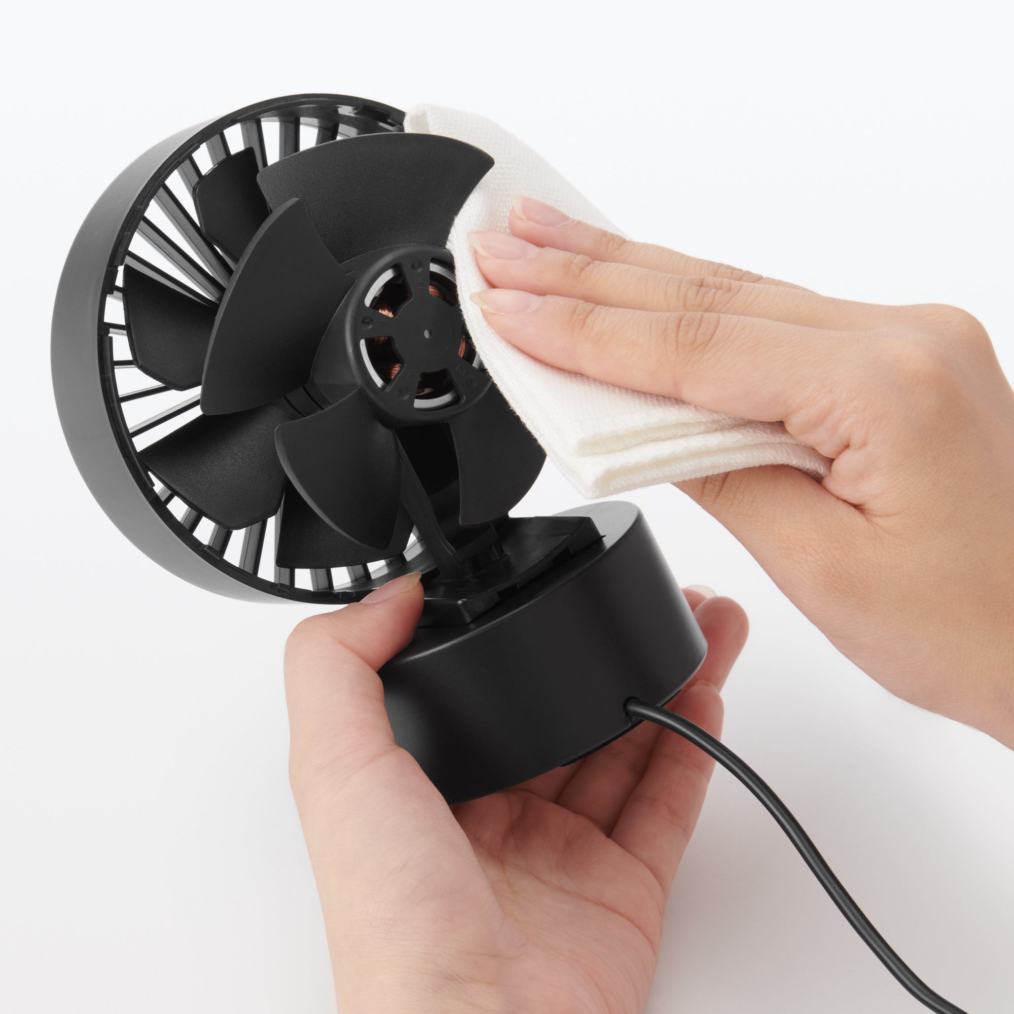Low Noise USB Desk Fan - Black - Image 7