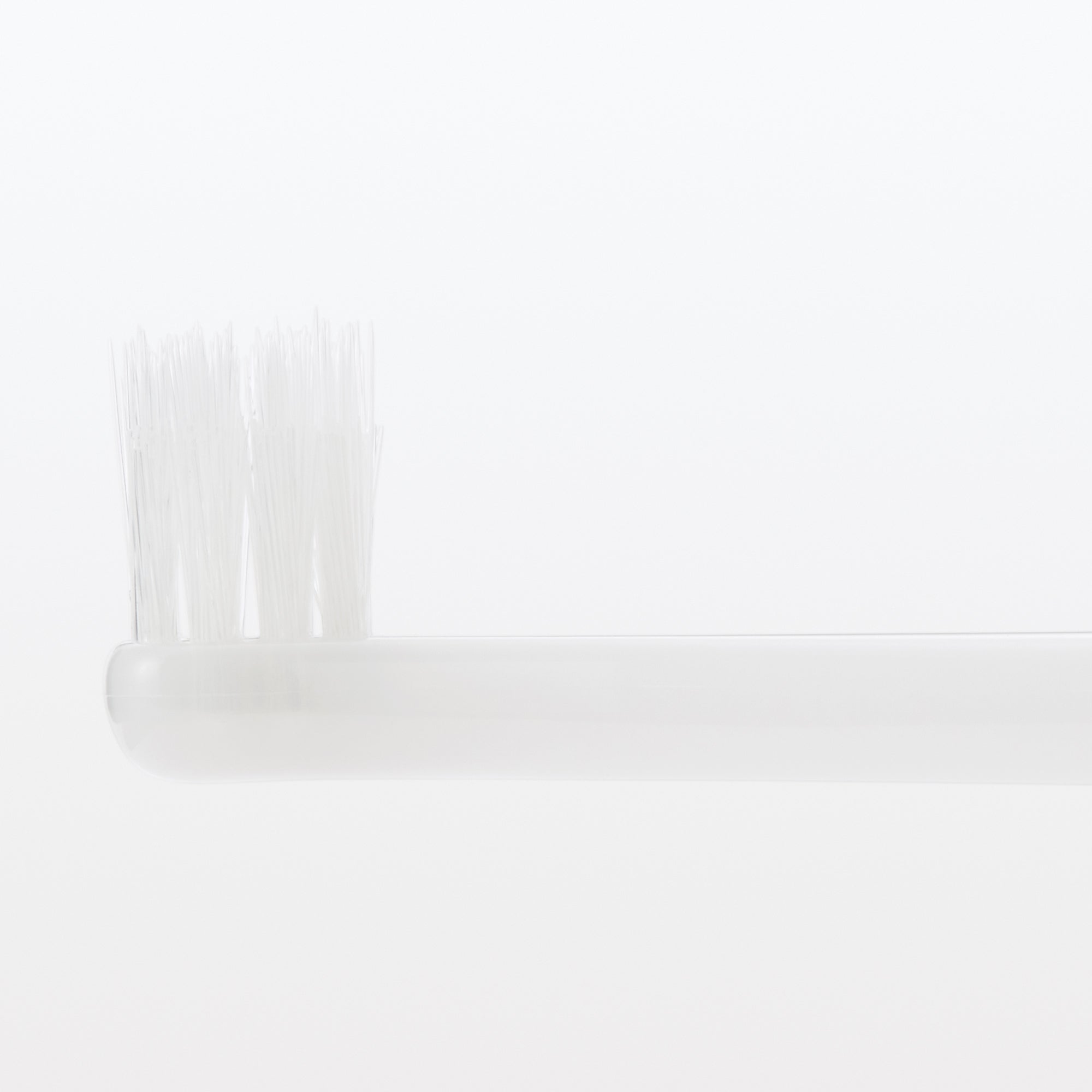 Replaceable Head Compact Medium Toothbrush - White - Image 4