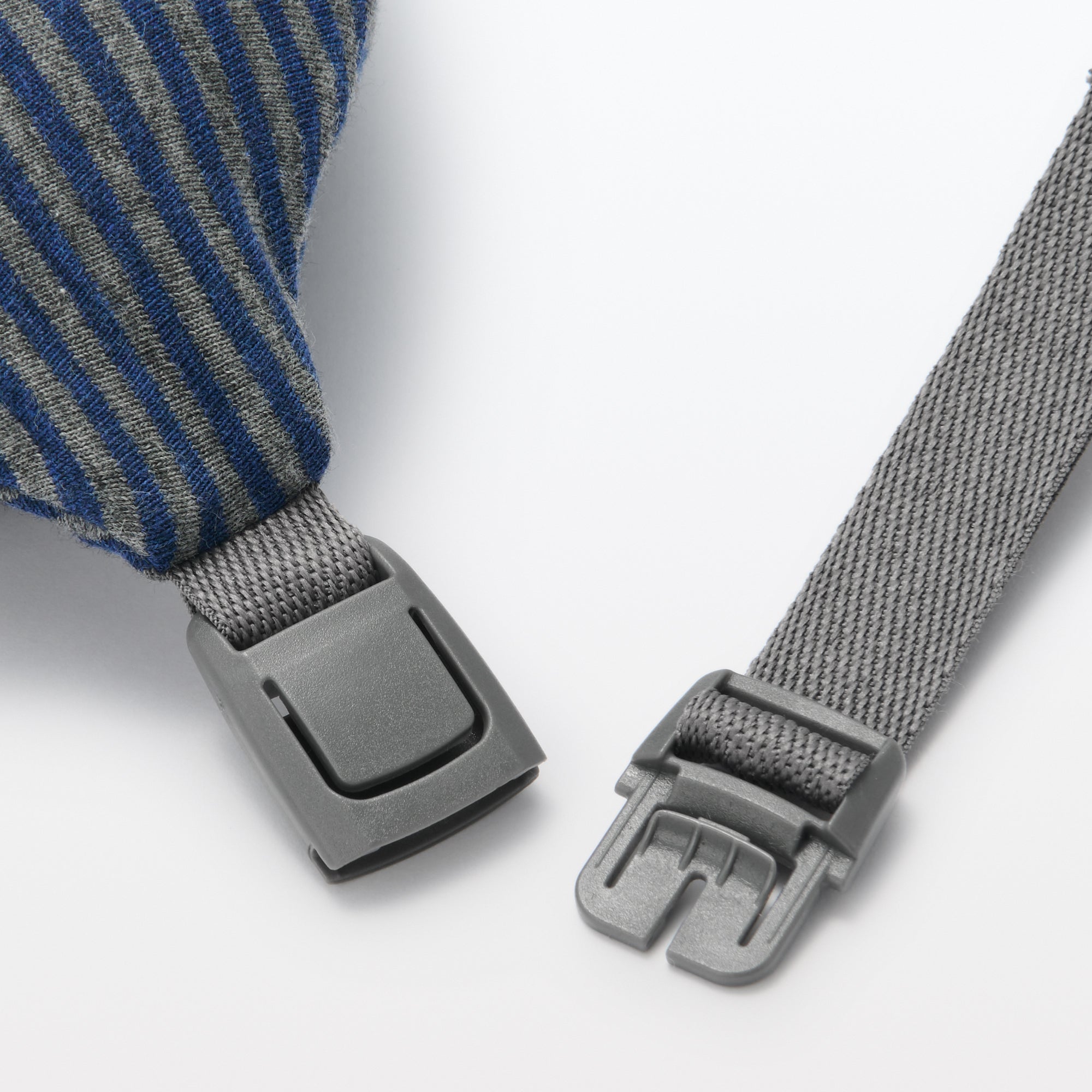 Fitting Neck Cushion - Image 13