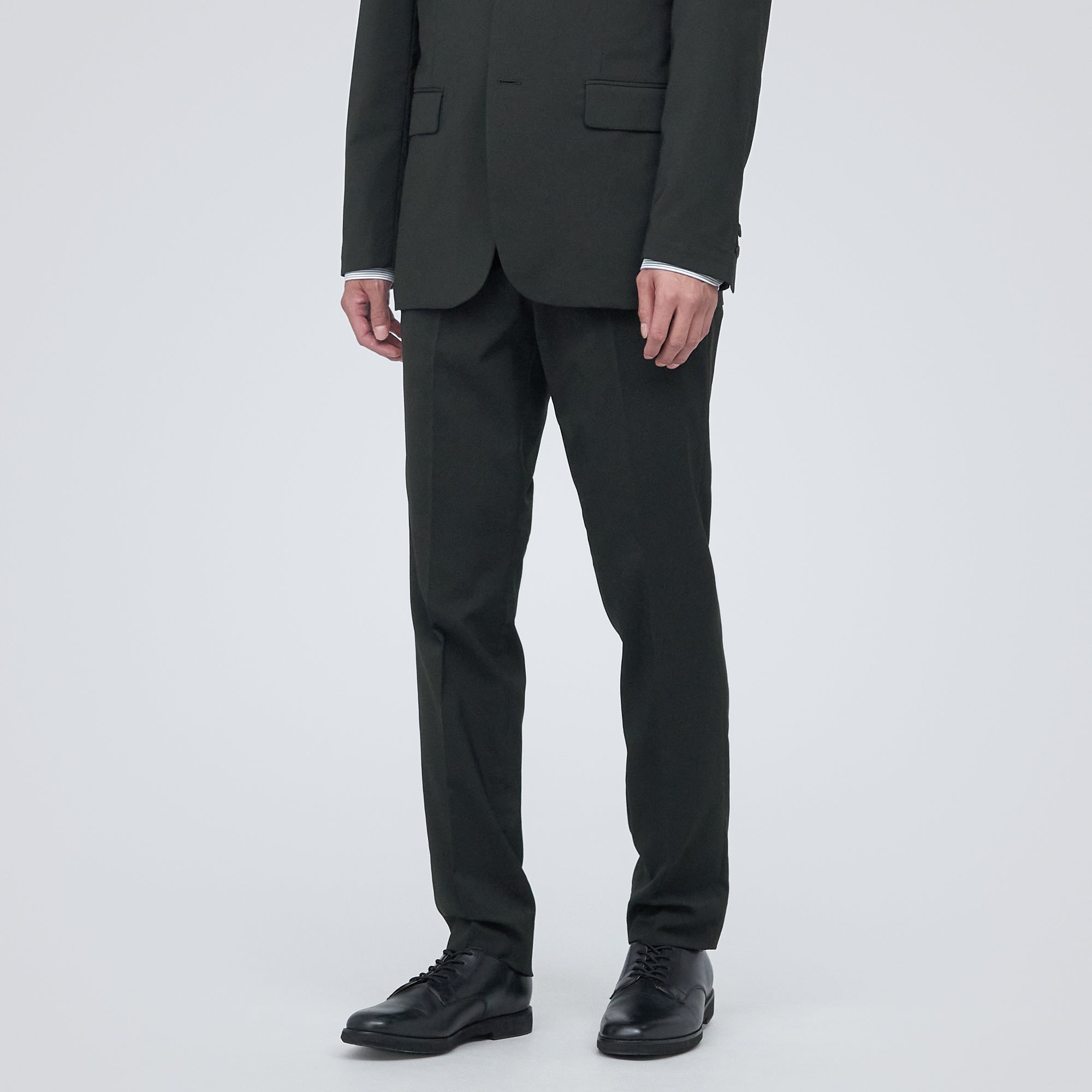 Men's Easy Care Stretch No Tuck Pants - Image 3