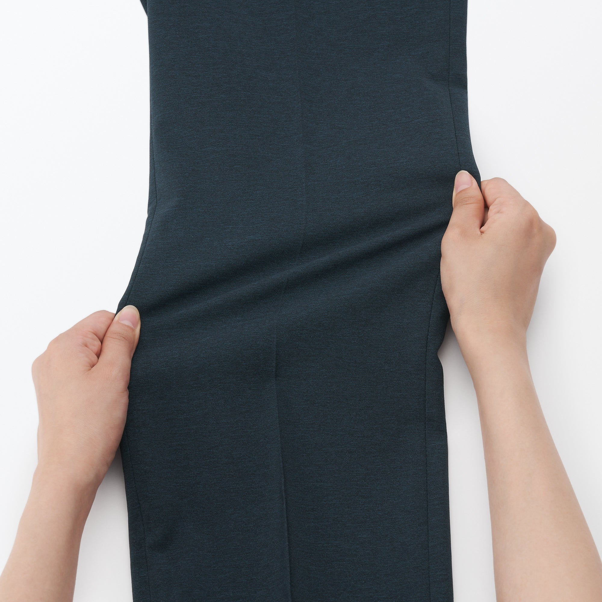 Men's Easy Care Stretch No Tuck Pants - Image 30