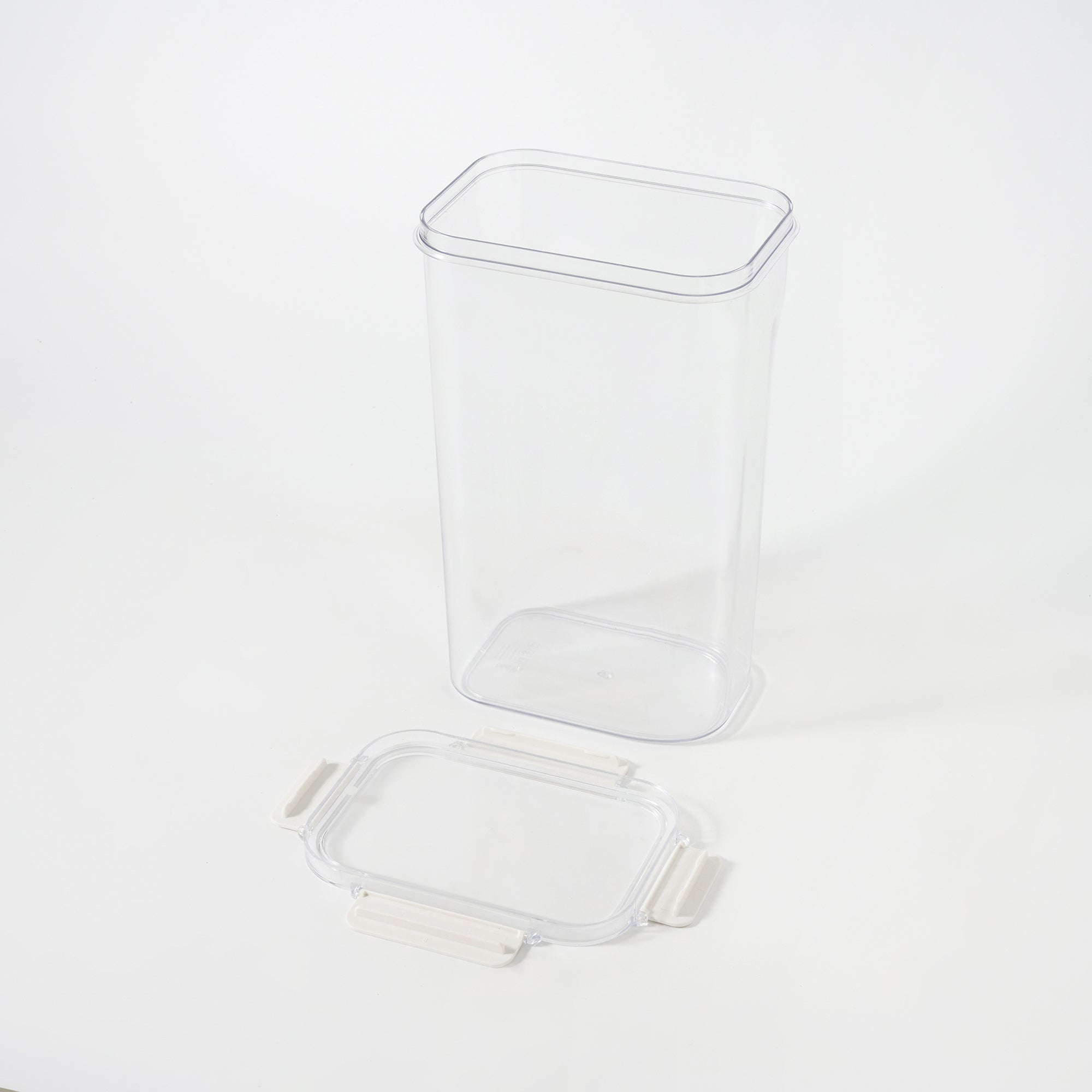 Clear Storage Container - 160.2 fl oz - Image 6