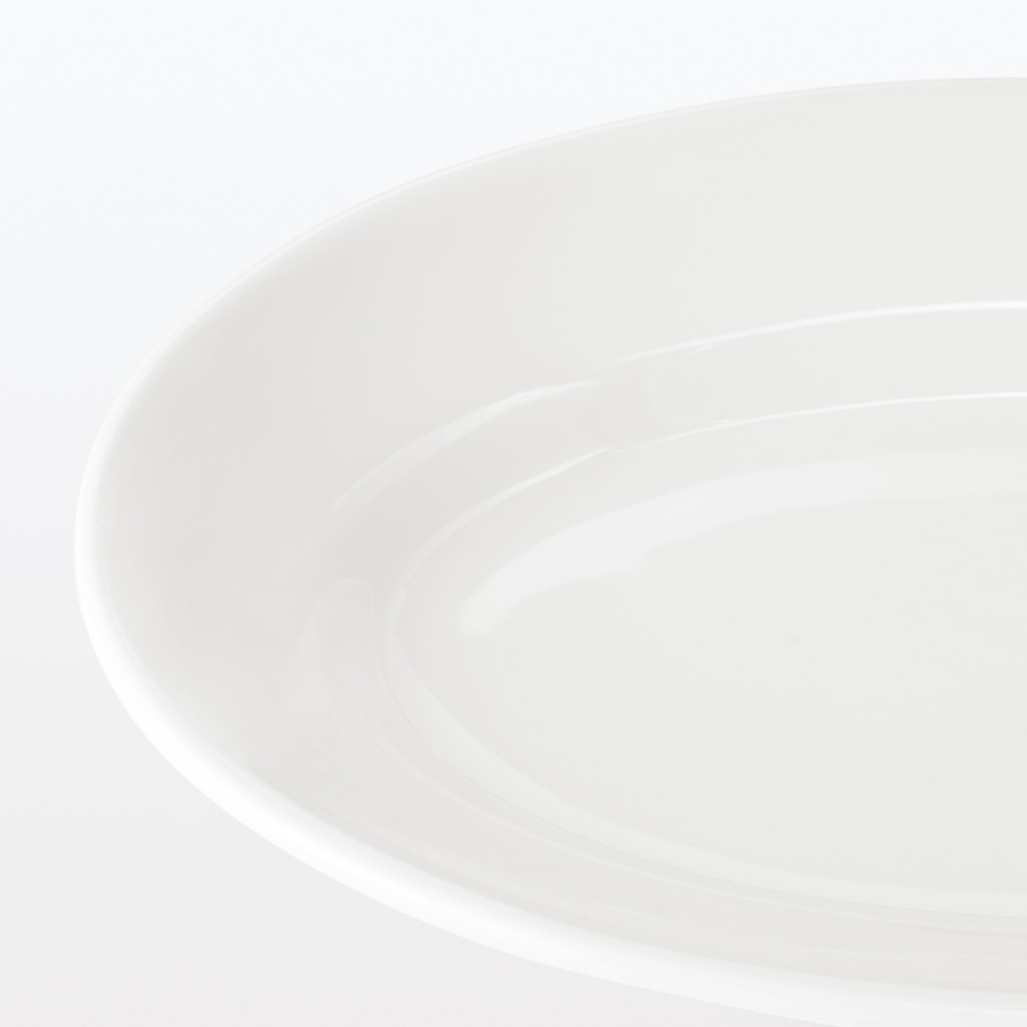 Porcelain Rimmed Oval Plate Medium - White - Image 5