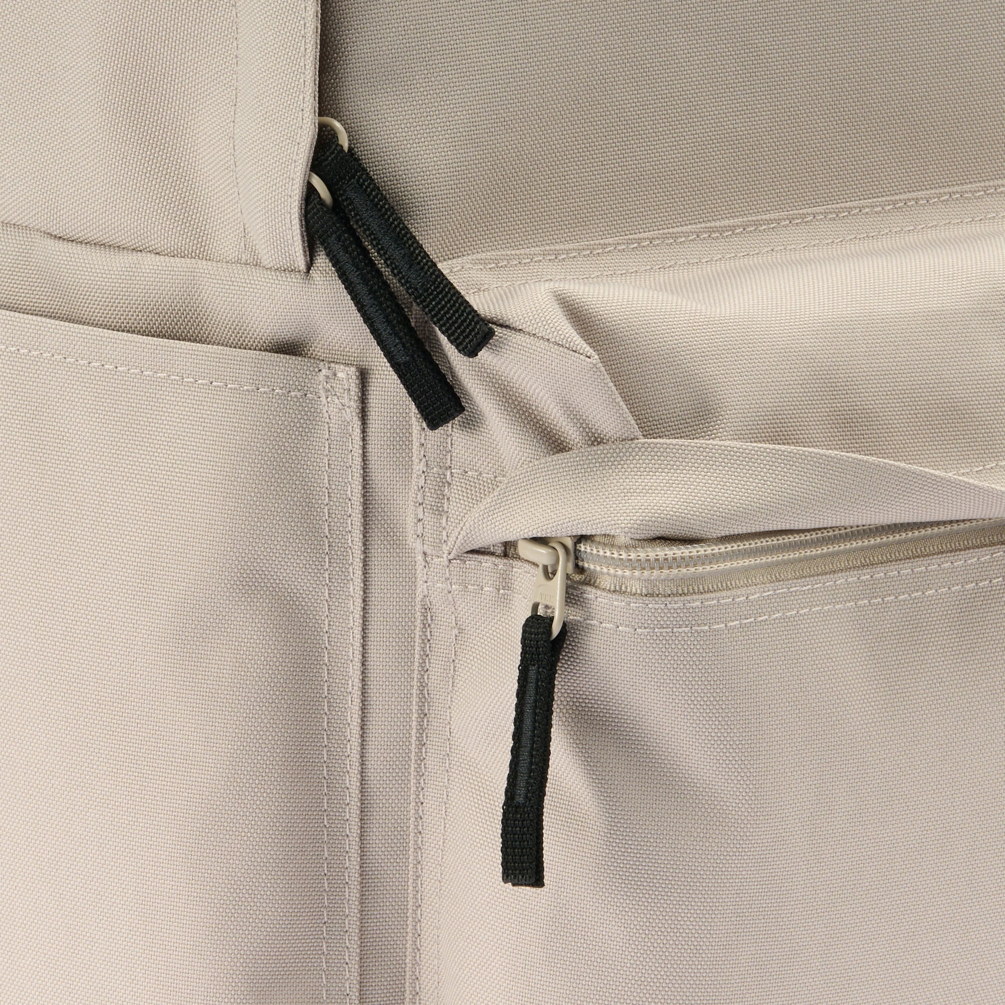 Less Tiring Water Repellent Backpack - Image 35