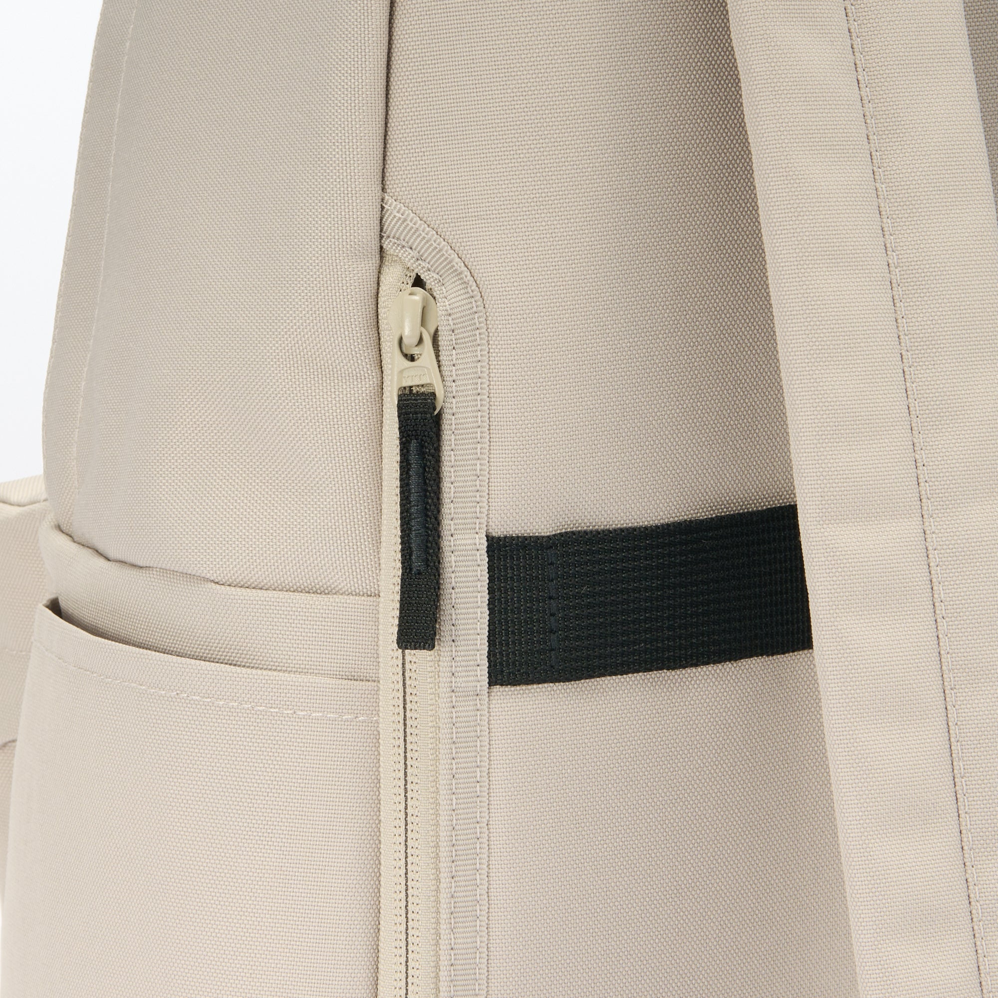 Less Tiring Water Repellent Backpack - Image 36