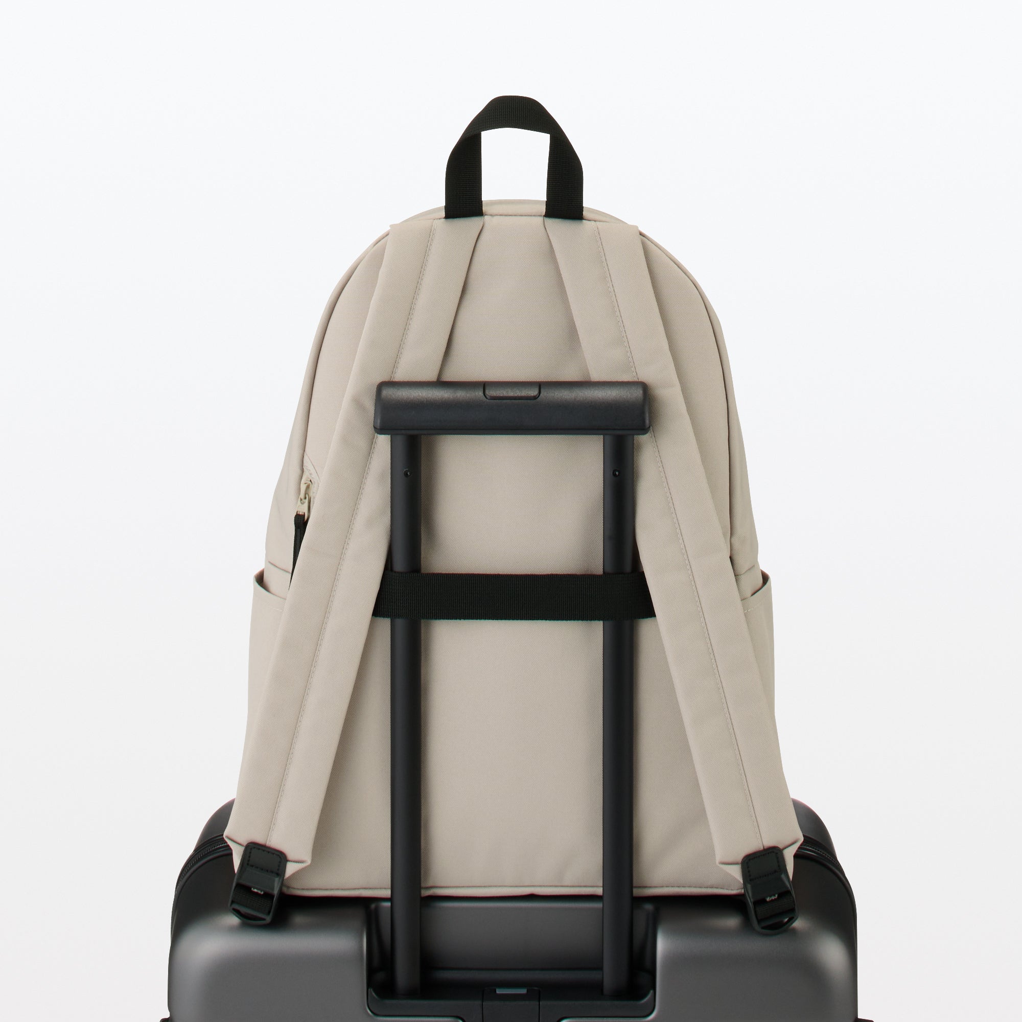 Less Tiring Water Repellent Backpack - Image 41