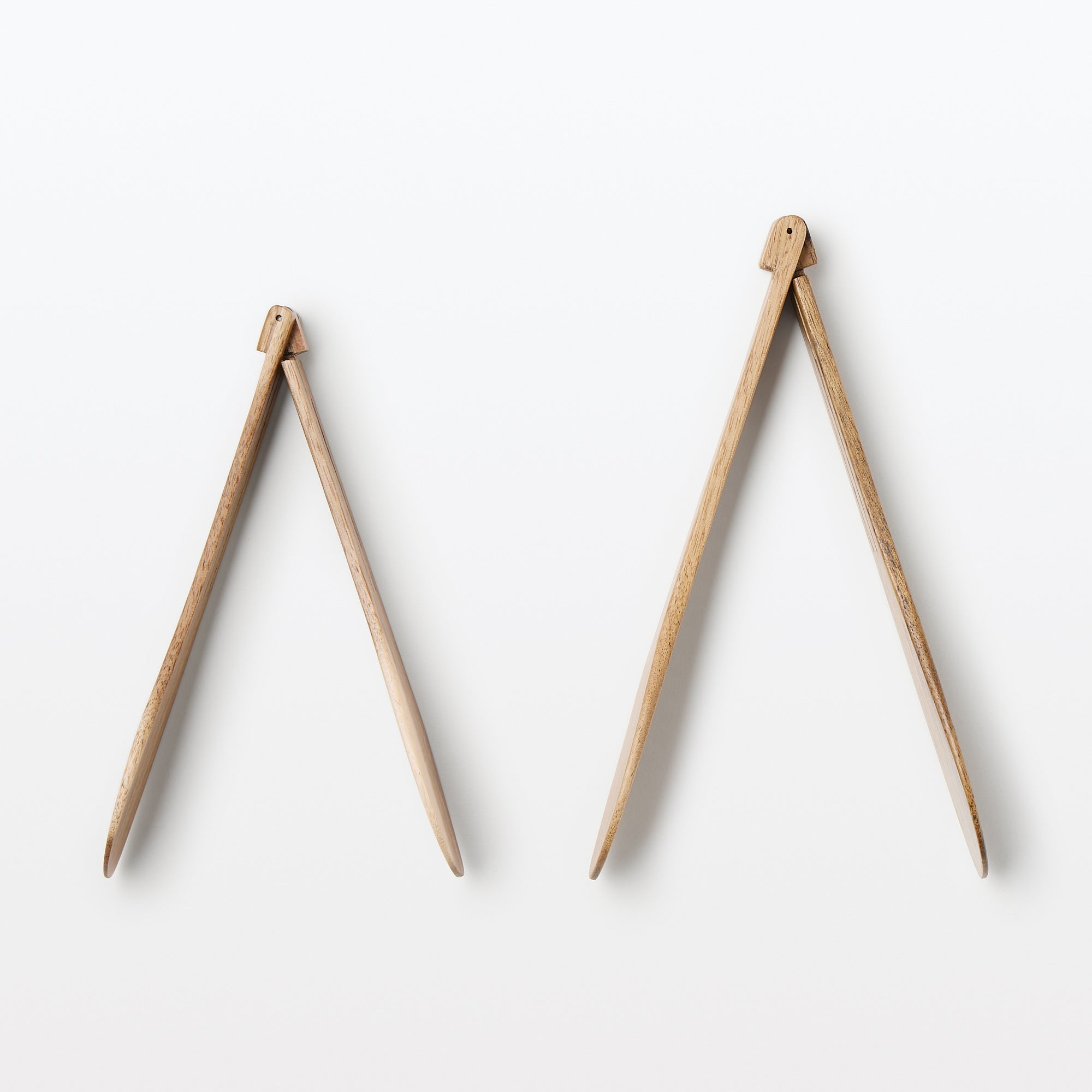 Acacia Foldable Tongs Small - Image 6
