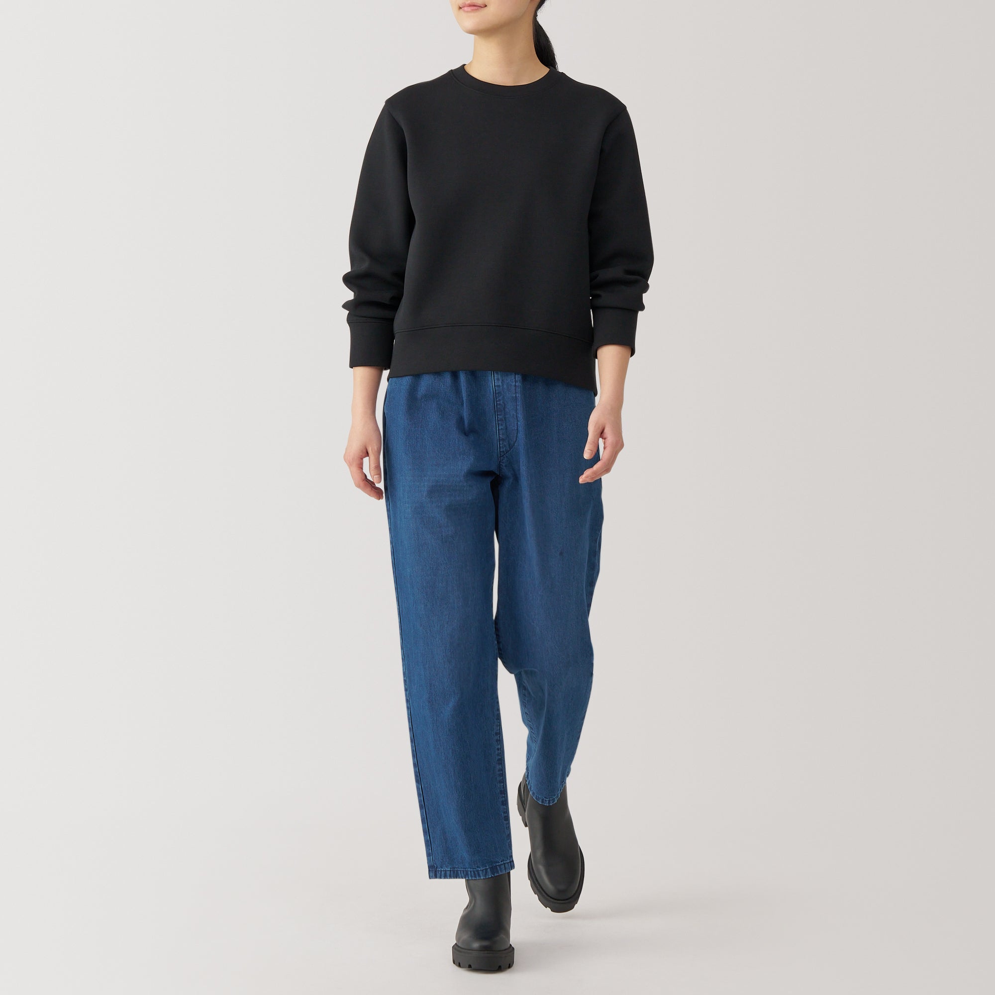 Women's Washed Denim Easy Tapered Pants - Image 13