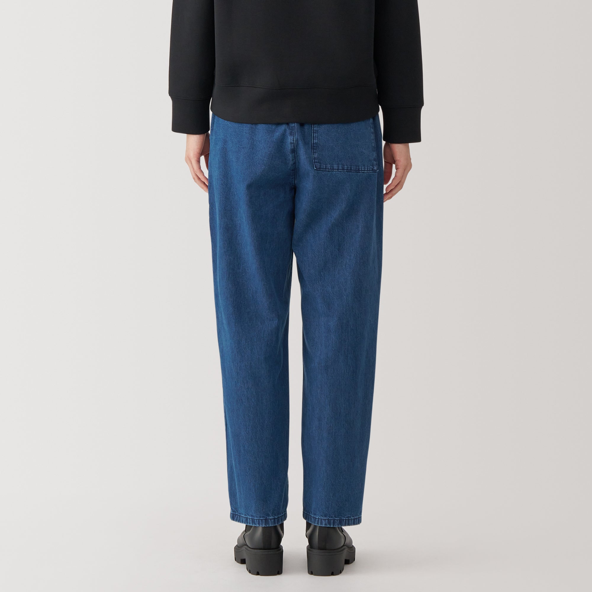 Women's Washed Denim Easy Tapered Pants - Image 15
