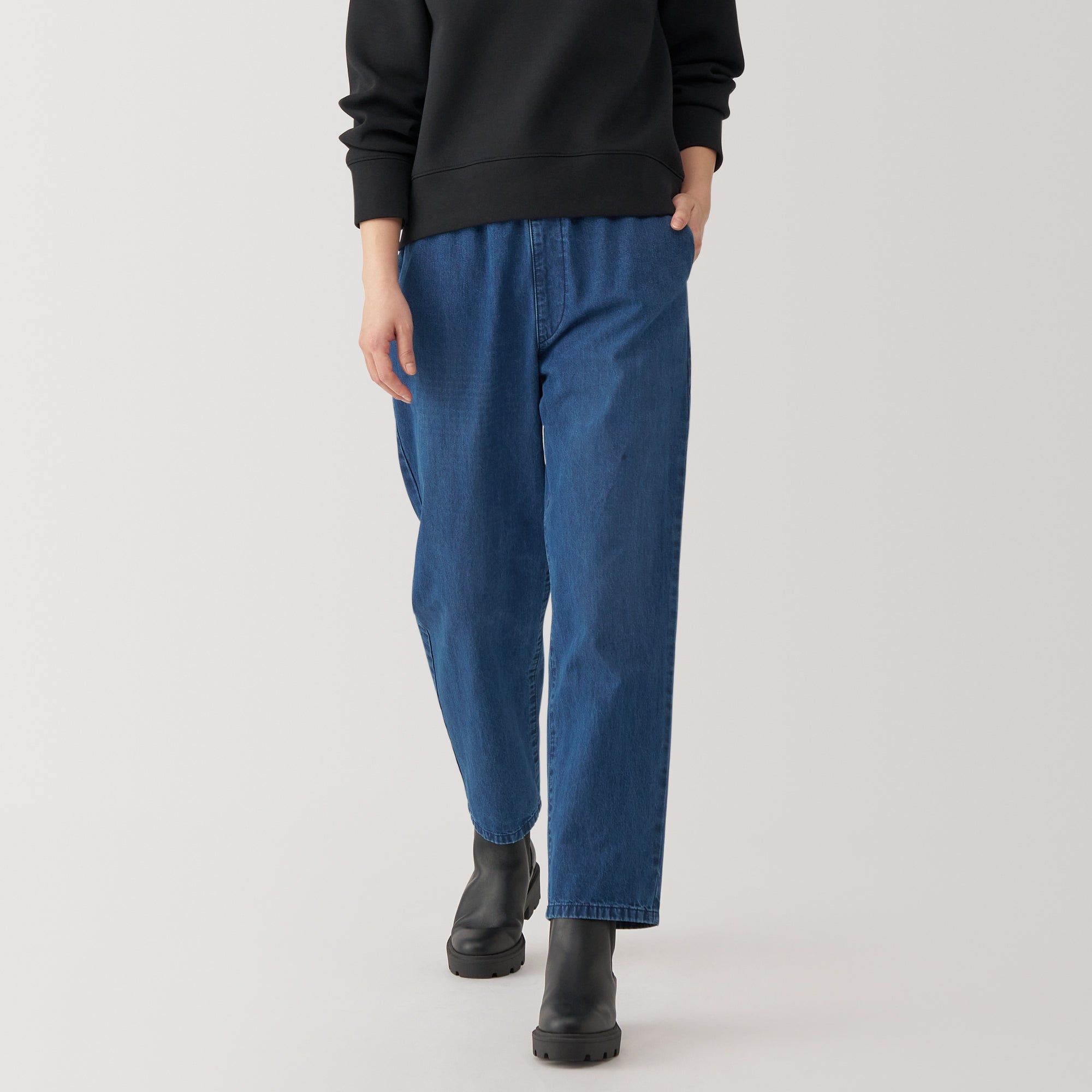Women's Washed Denim Easy Tapered Pants - Image 12