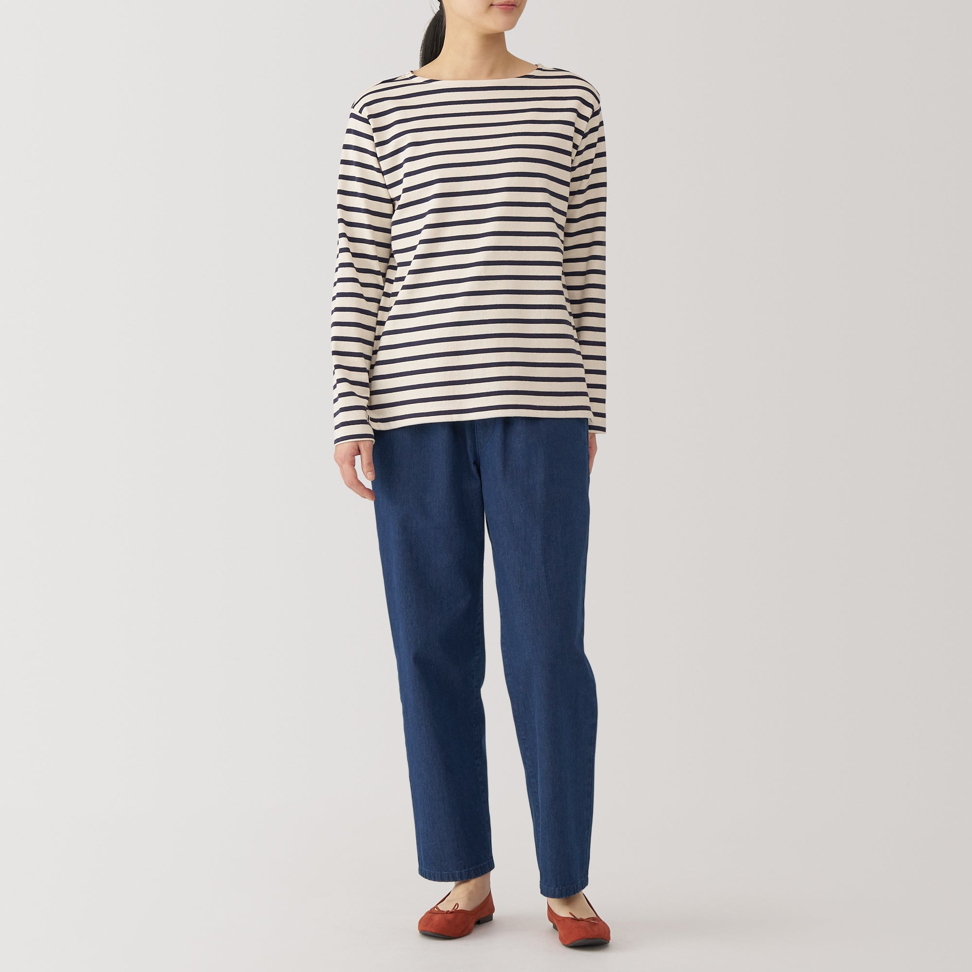 Women's Washed Denim Easy Tapered Pants - Image 4