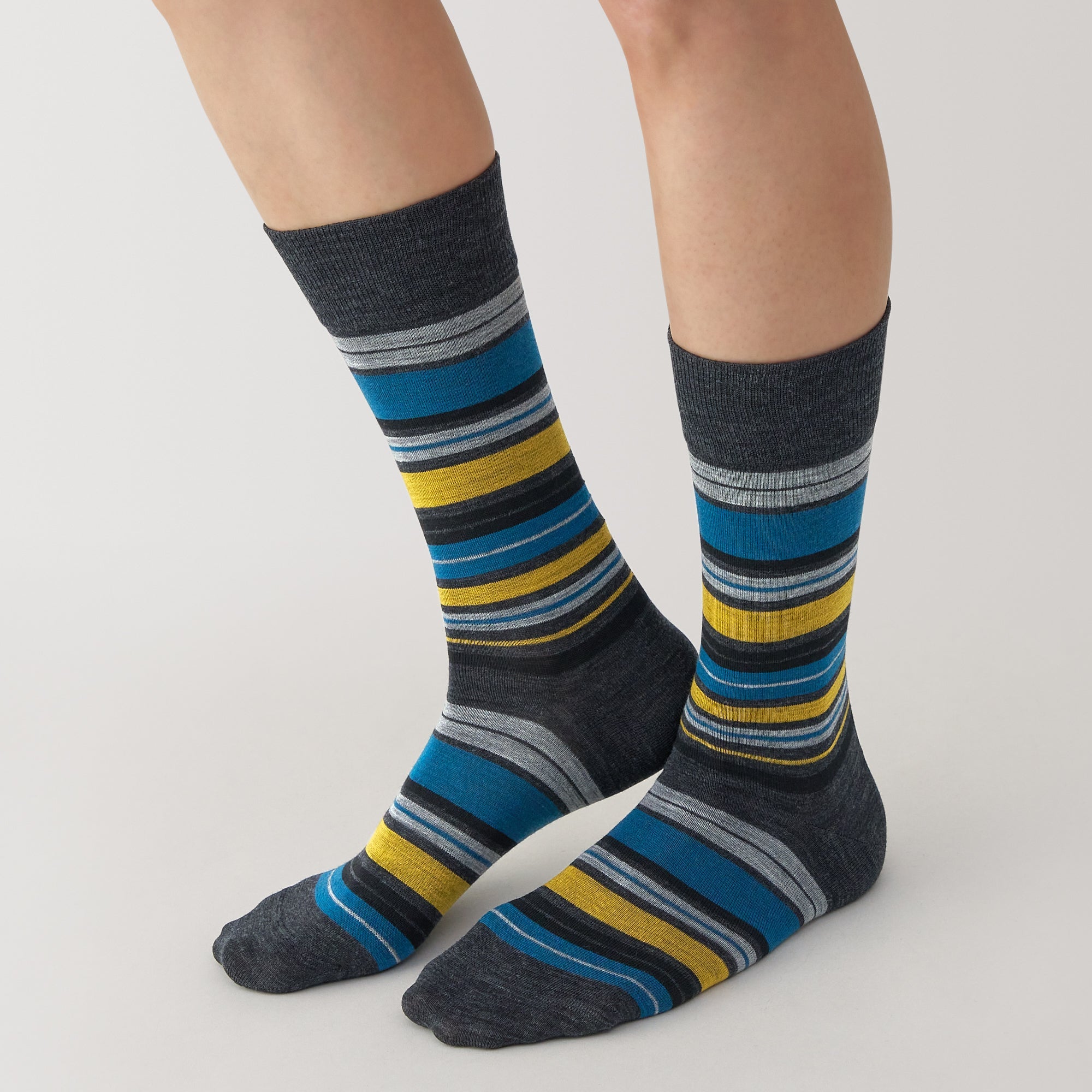 Right Angle Lustrous Wool Mix Thin Socks - Image 7