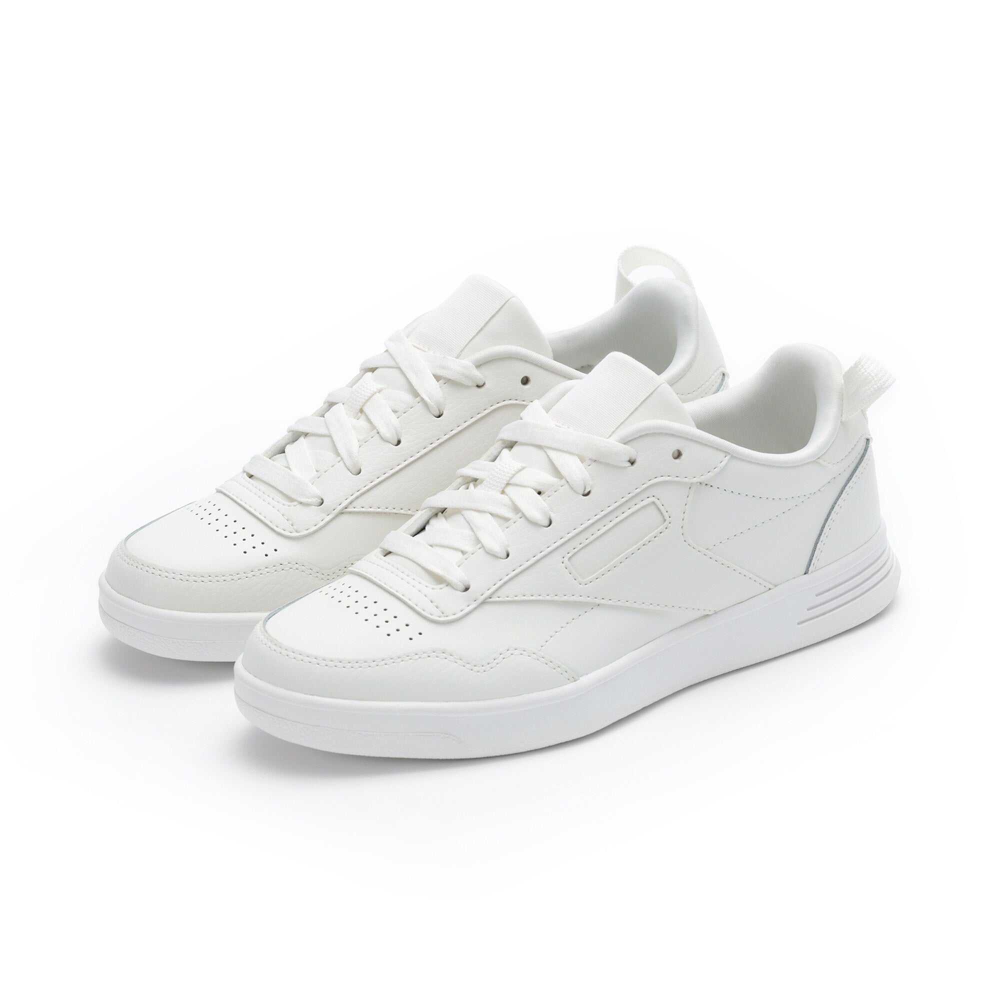 Court Sneakers