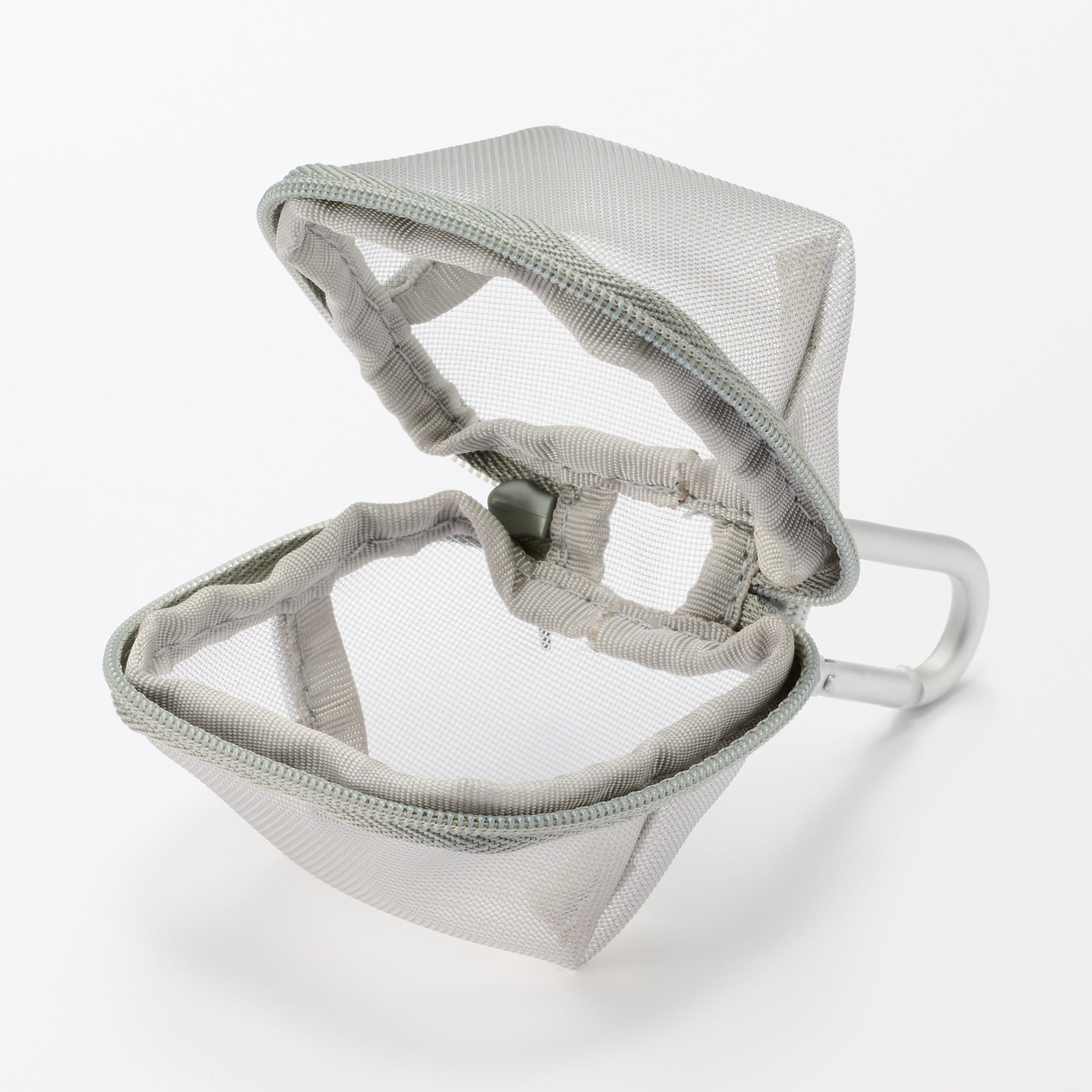 Nylon Mesh Compact Pouch - Image 9