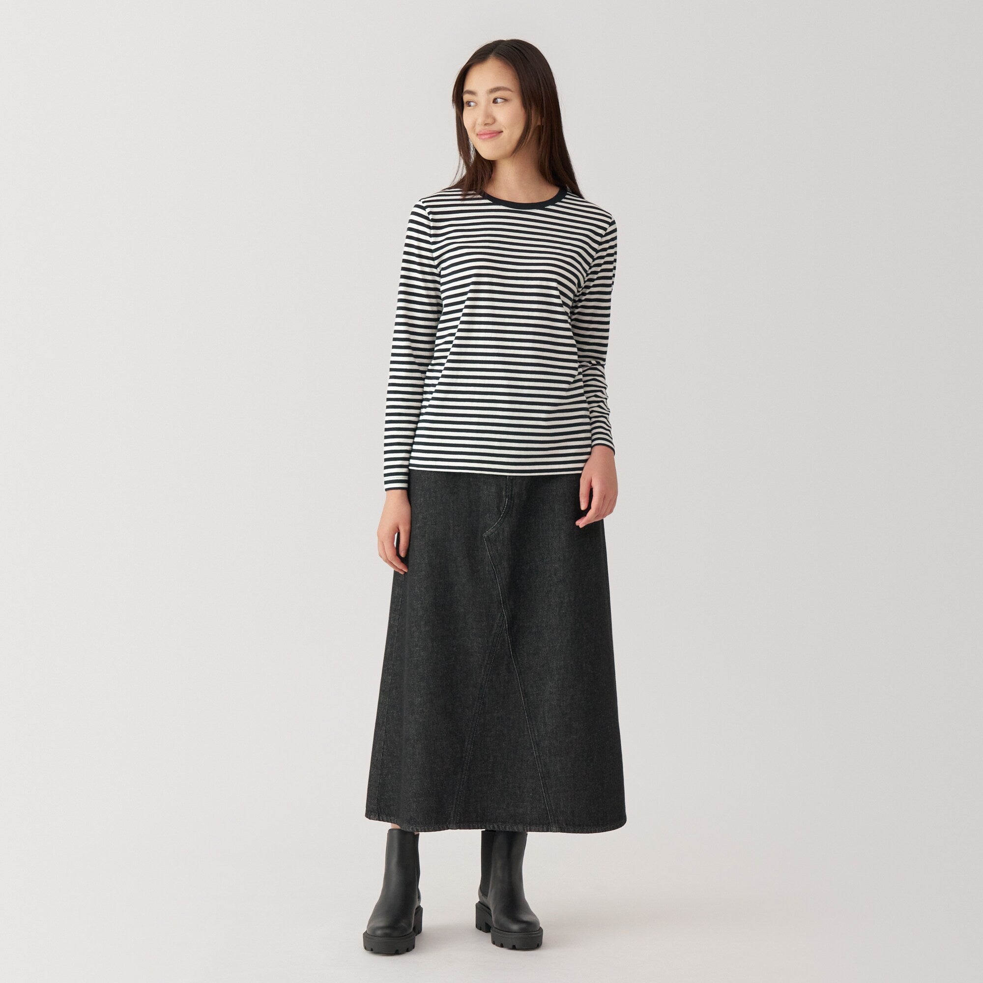 Women's Jersey Crew Neck Long Sleeve T-Shirt - Image 49