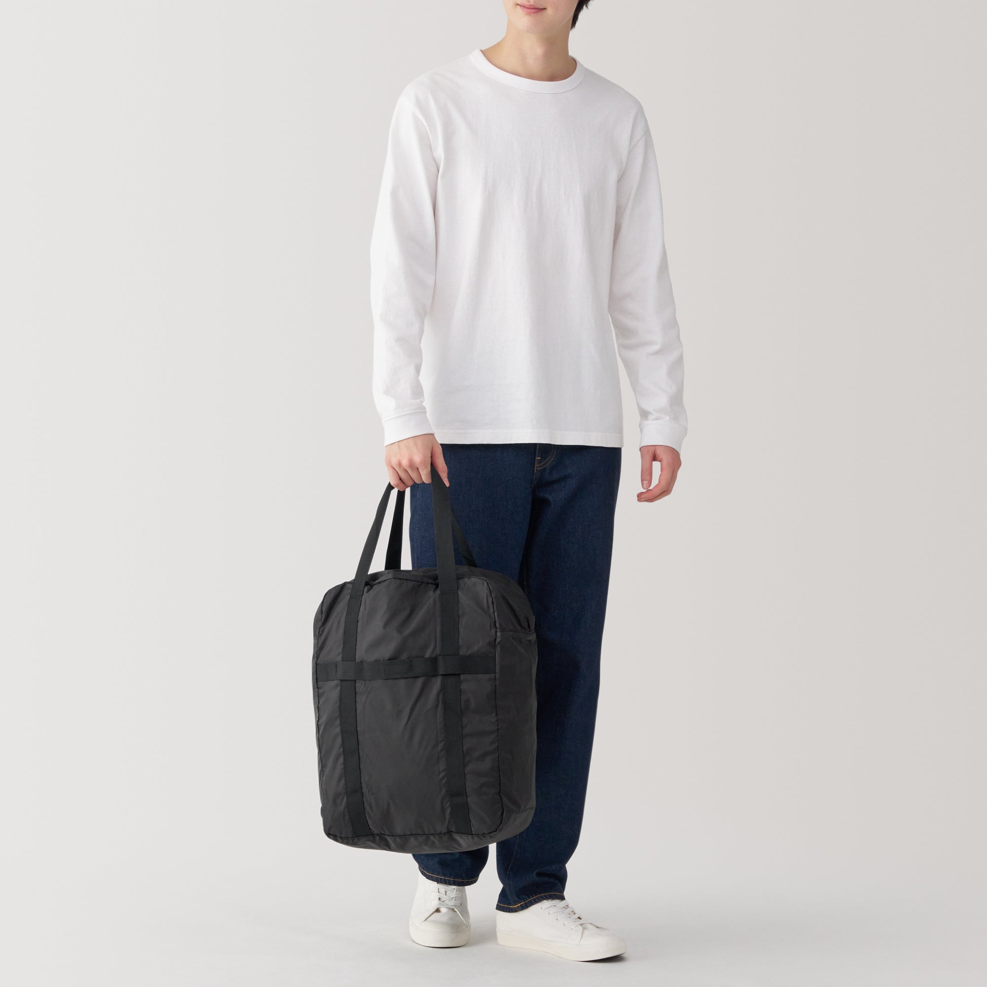 Water Repellent Tall Boston Bag - Image 20