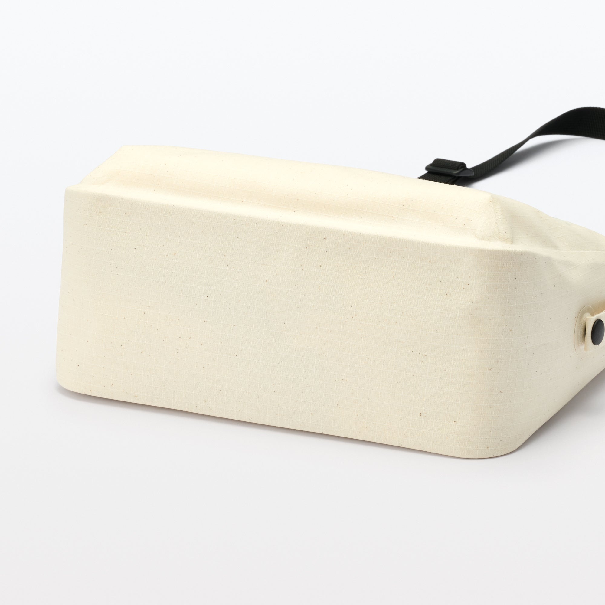 Water Resistant Welded Cotton Shoulder Bag - Image 5