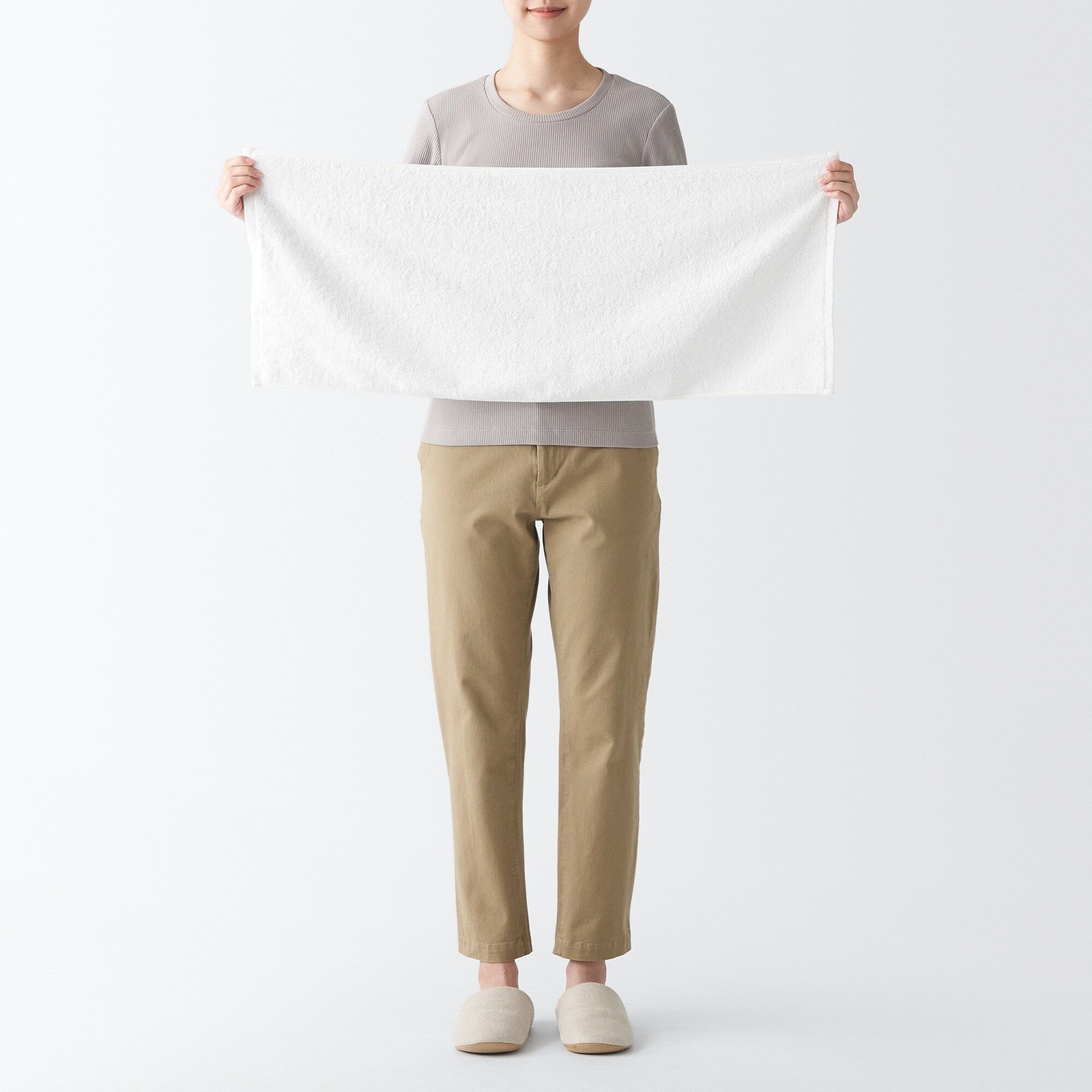 Twin Pile Face Towel with Loop - Image 5