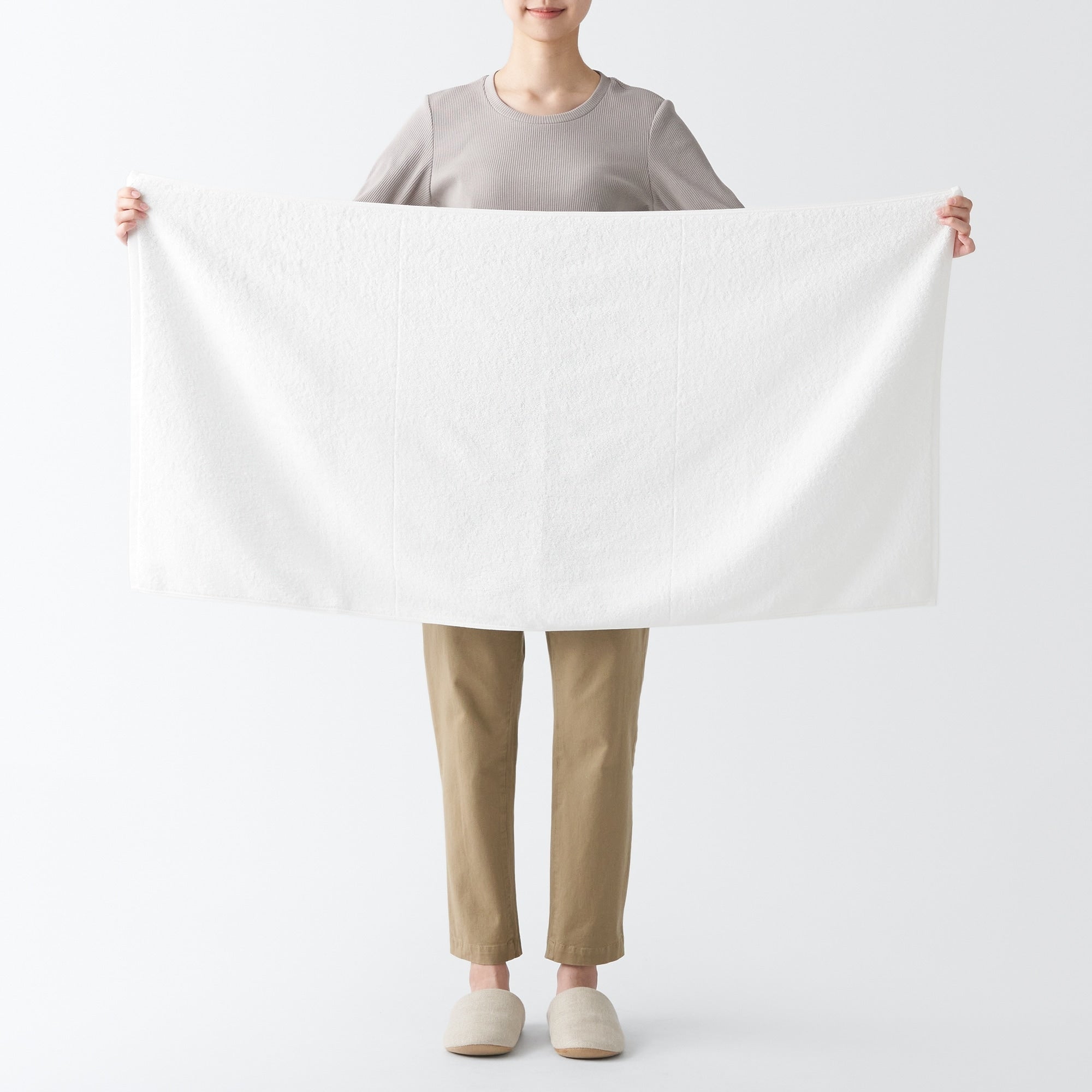 Twin Pile Small Bath Towel with Loop - Image 15