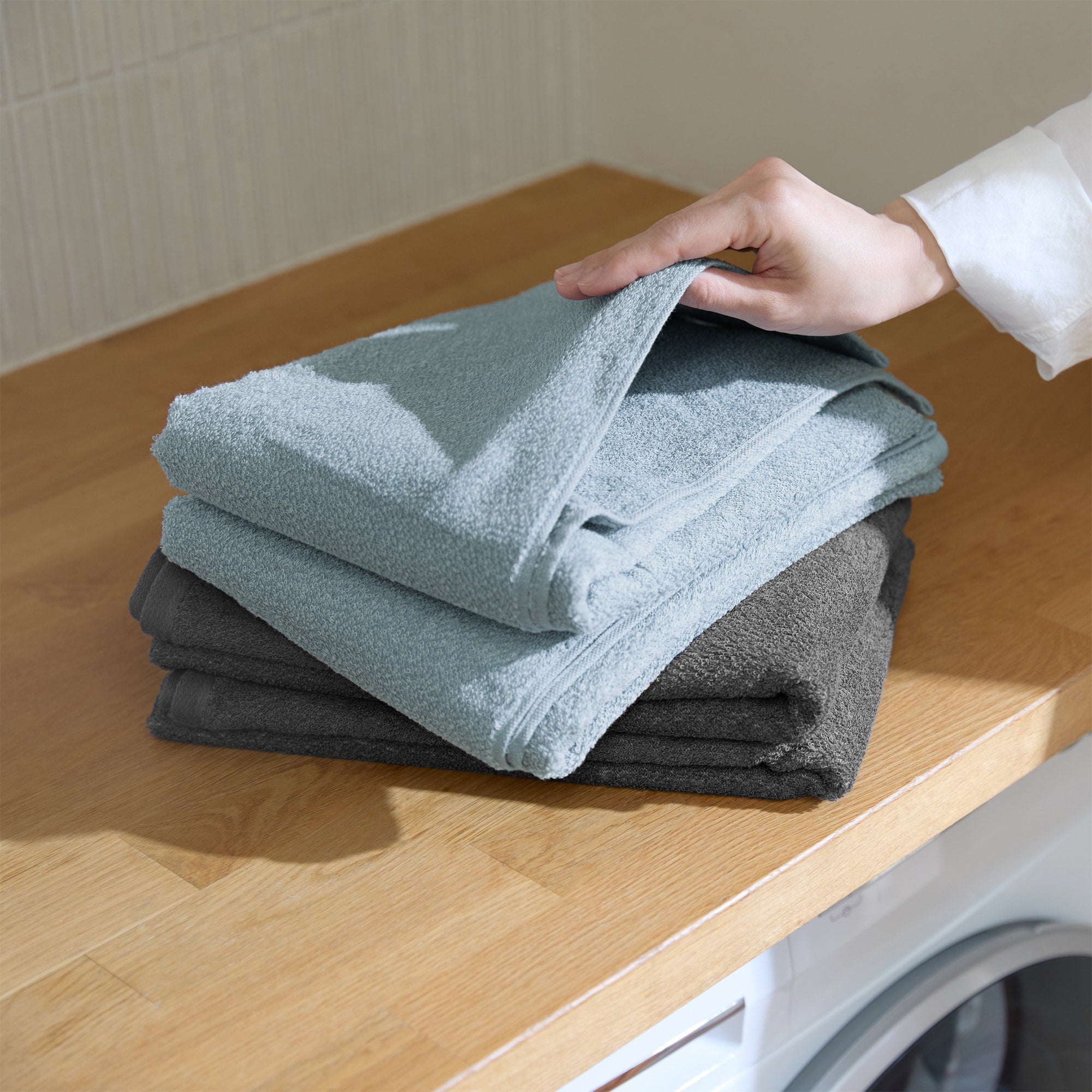 Soft Thin Bath Towel - Image 17