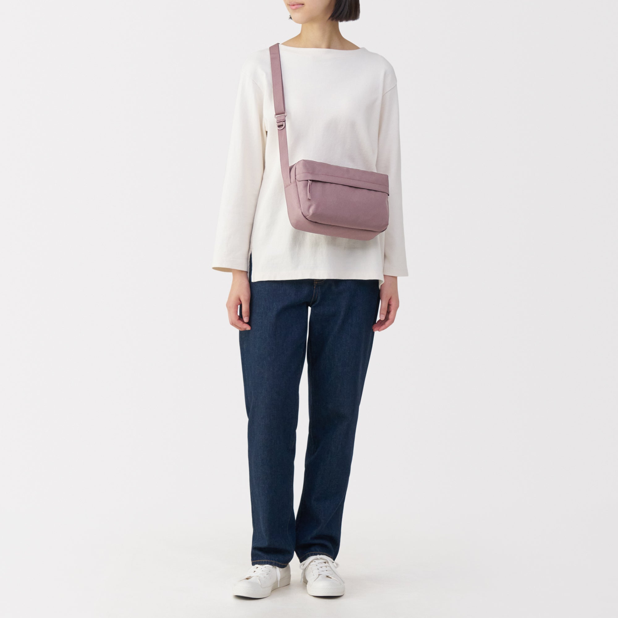 Water Repellent Shoulder Bag - Image 53