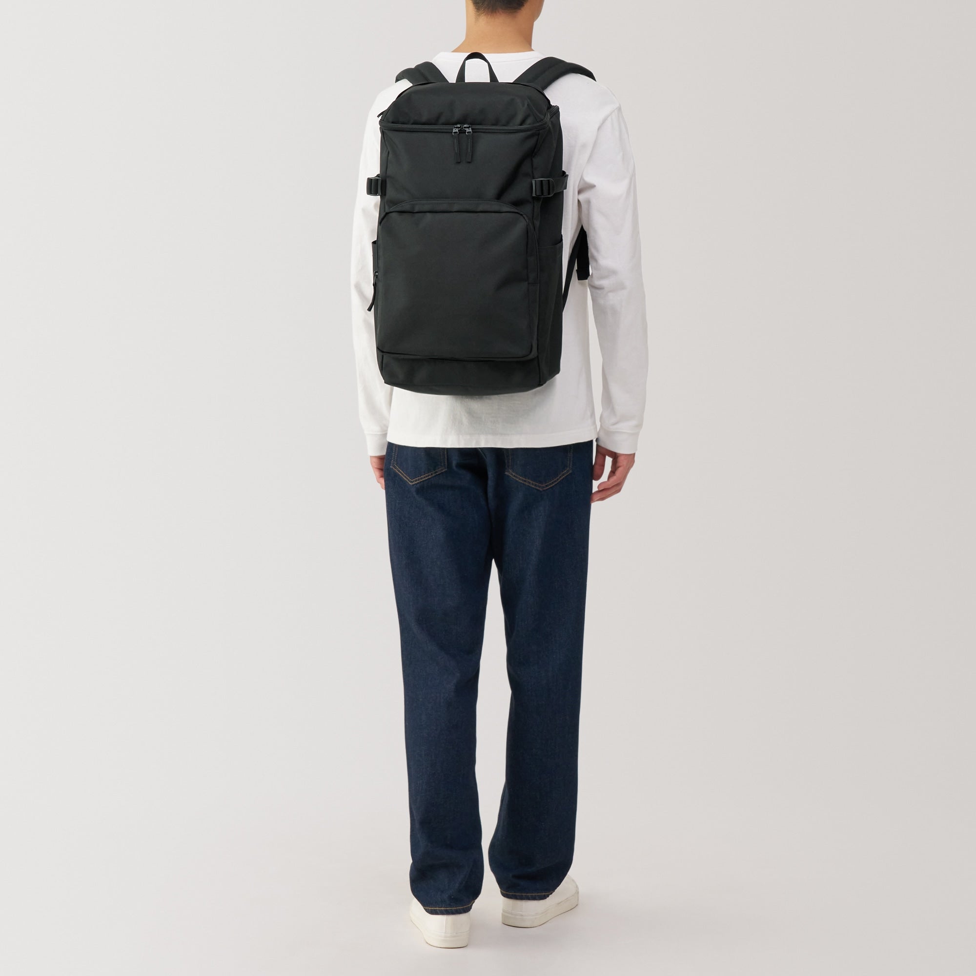 Less Tiring Water Repellent Toploader Backpack - Image 13