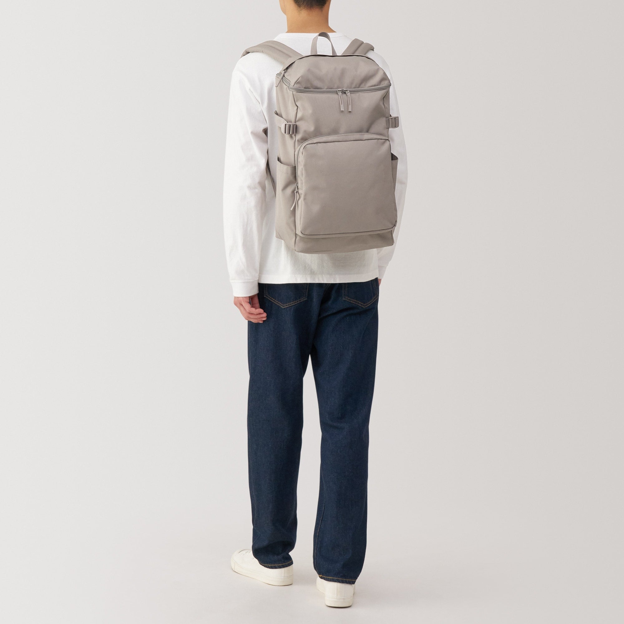 Less Tiring Water Repellent Toploader Backpack - Image 30