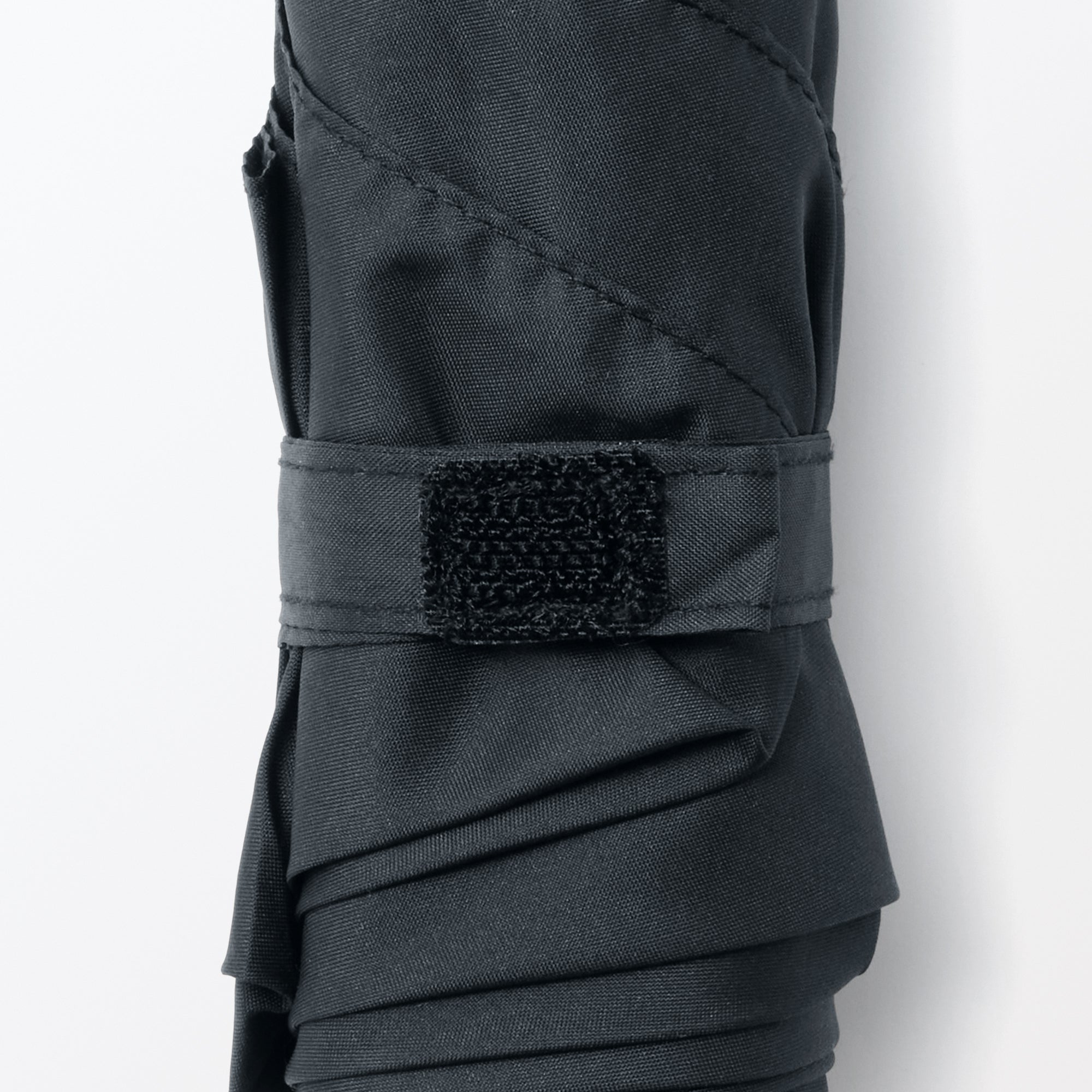 All-Weather Lightweight Foldable Umbrella - Image 24